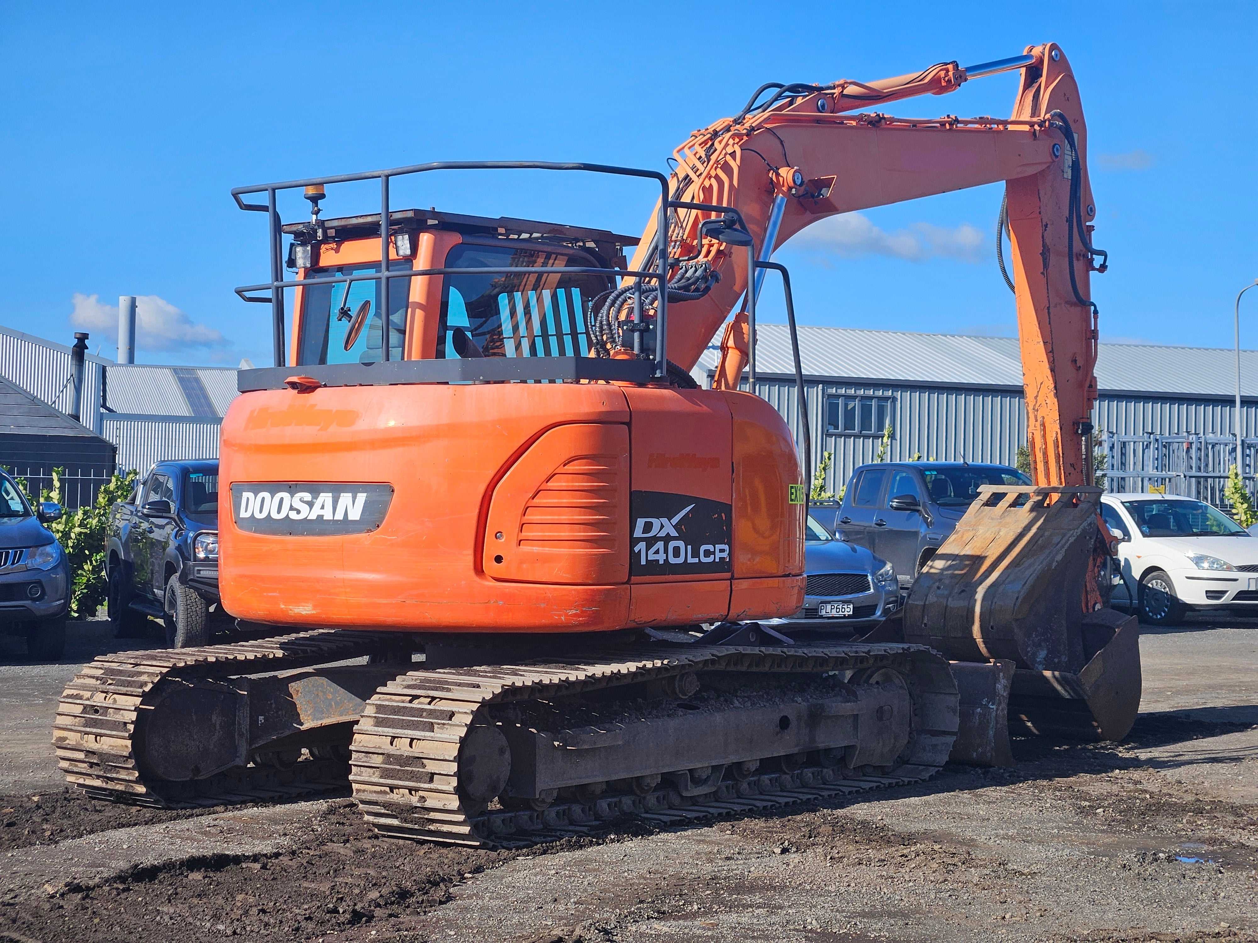 2015 Doosan DX140LCR Excavator