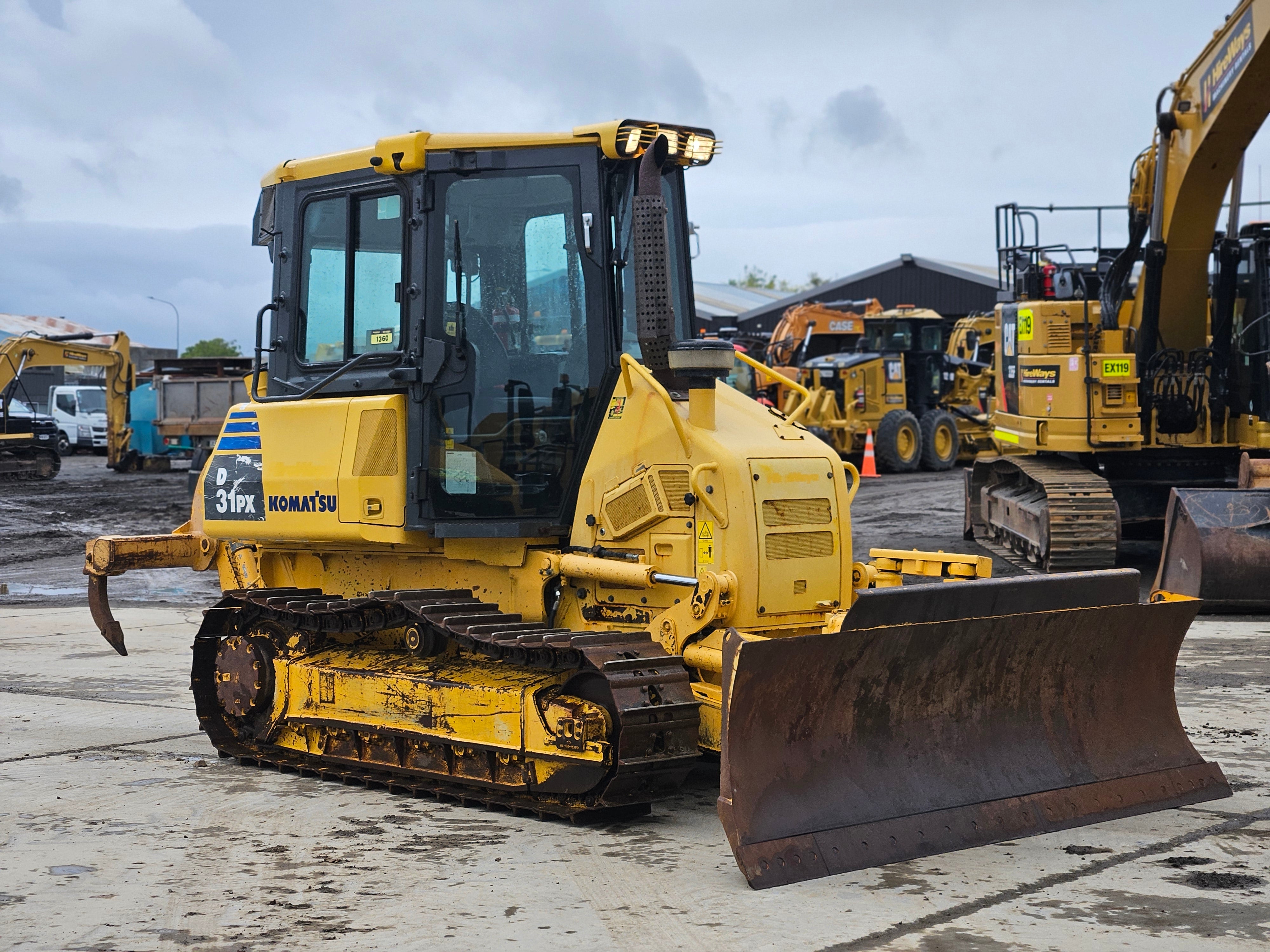 2015 Komatsu D31PX-22 Bulldozer