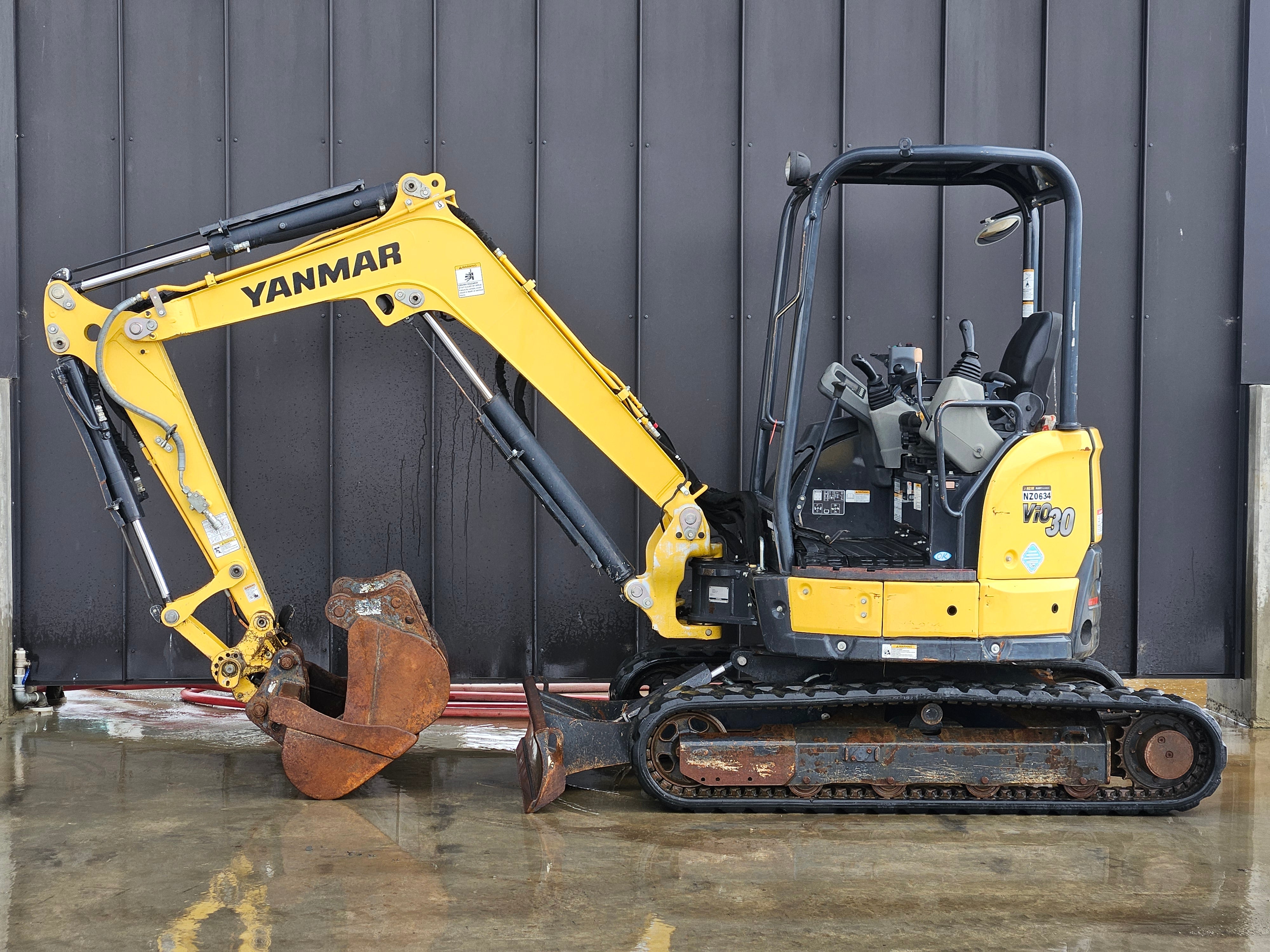 2017 Yanmar Vio30-6B