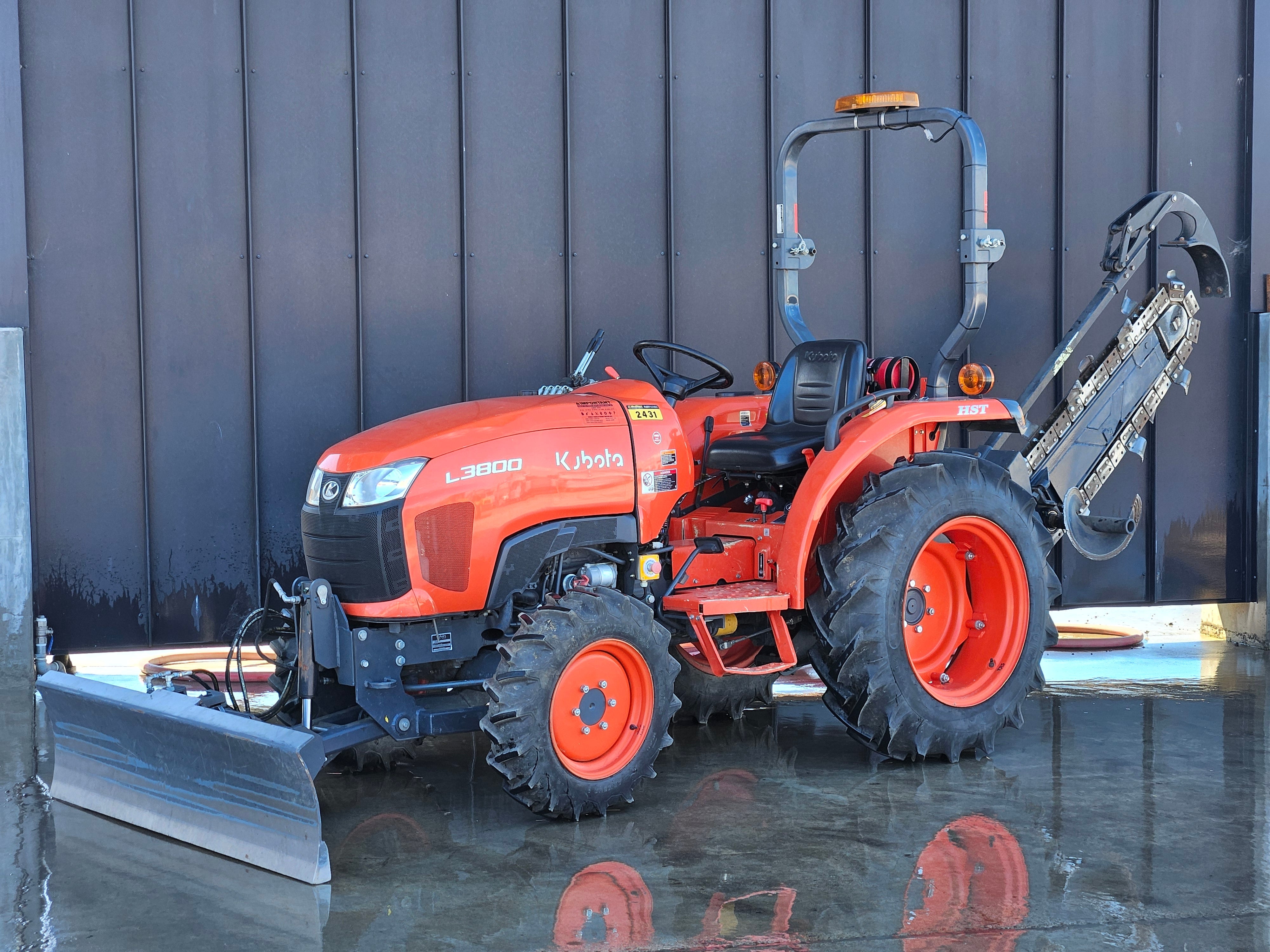 Kubota L3800D Trencher