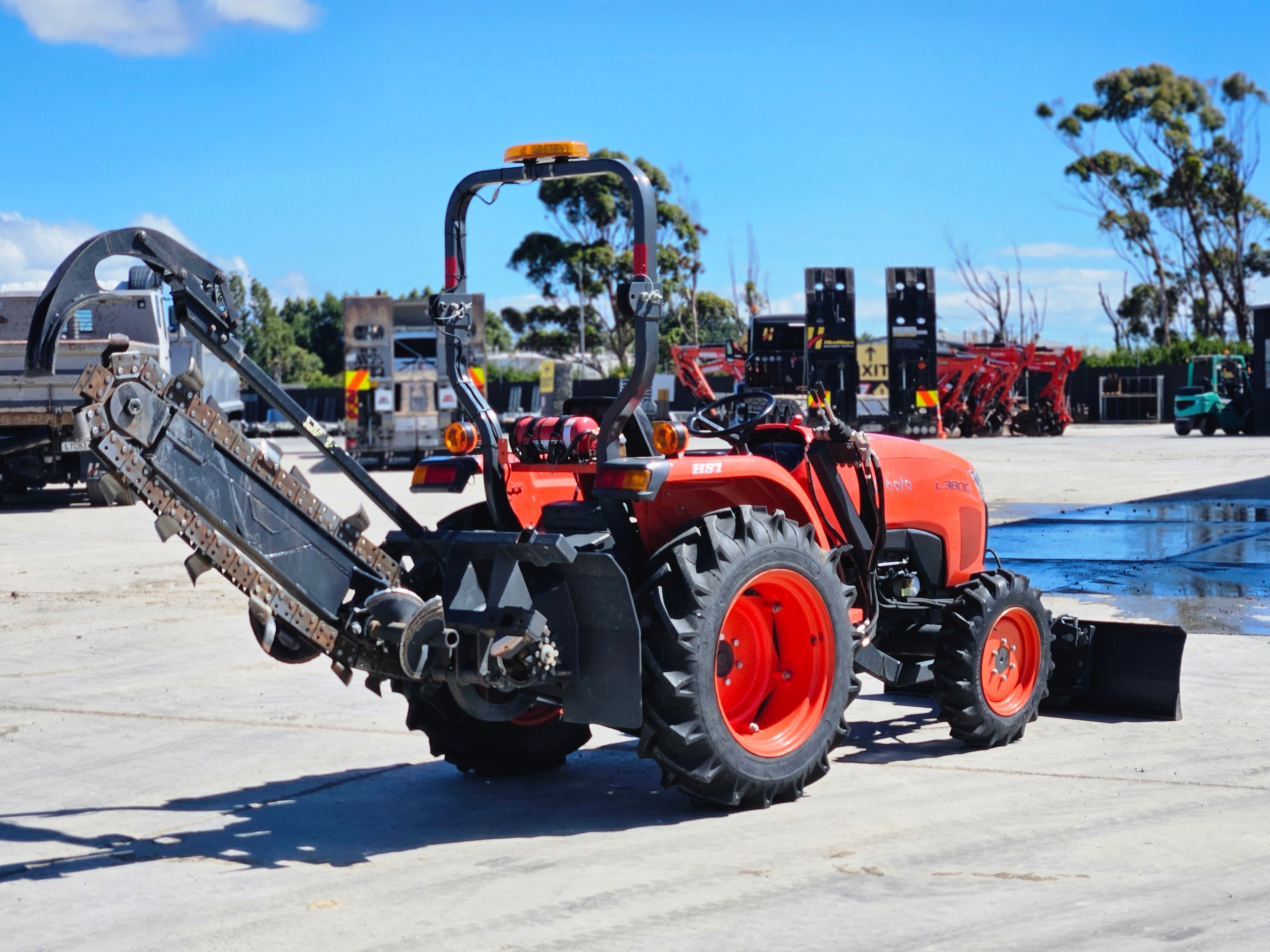 Kubota L3800D Trencher