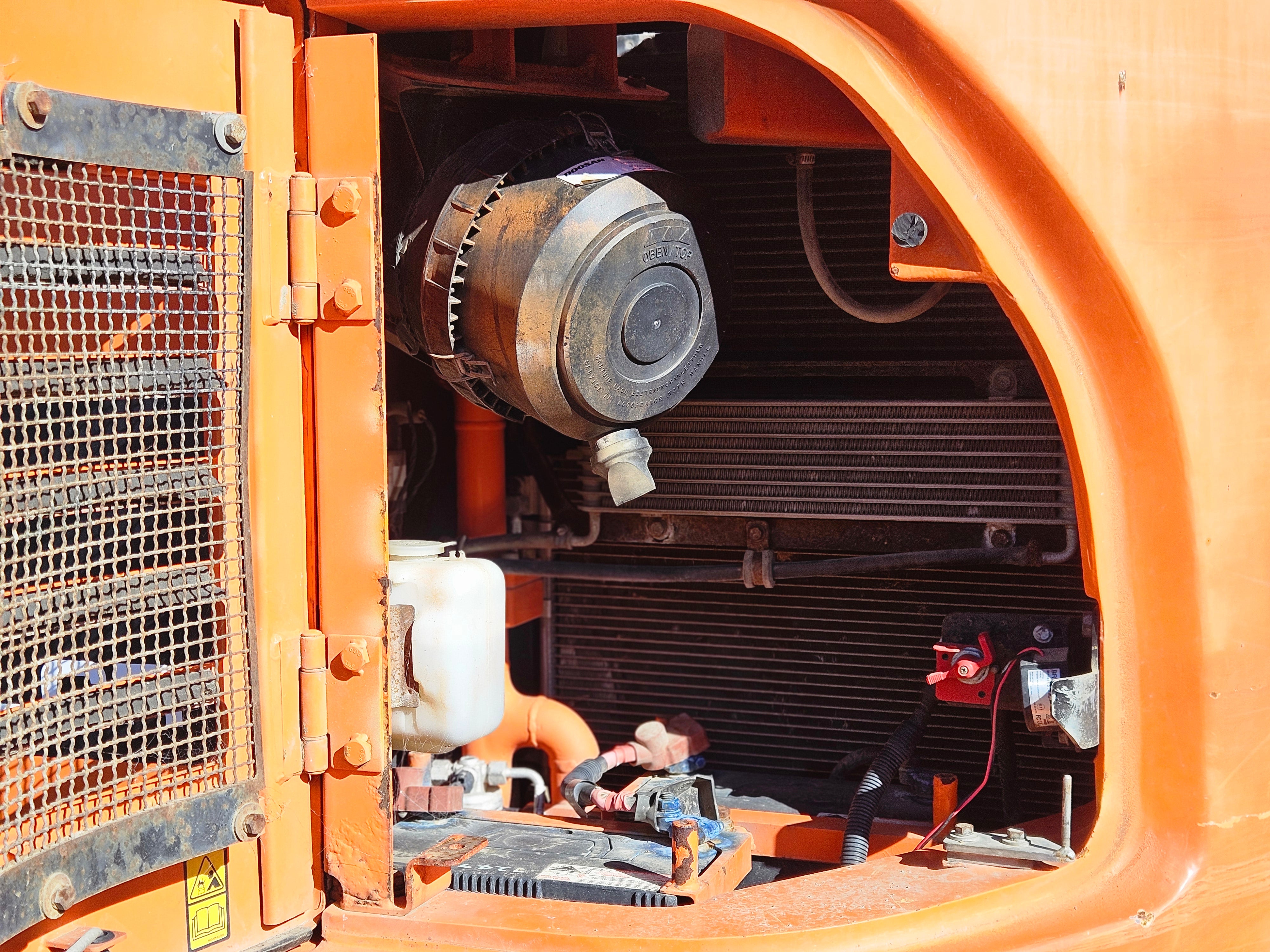 2015 Doosan DX140LCR Excavator