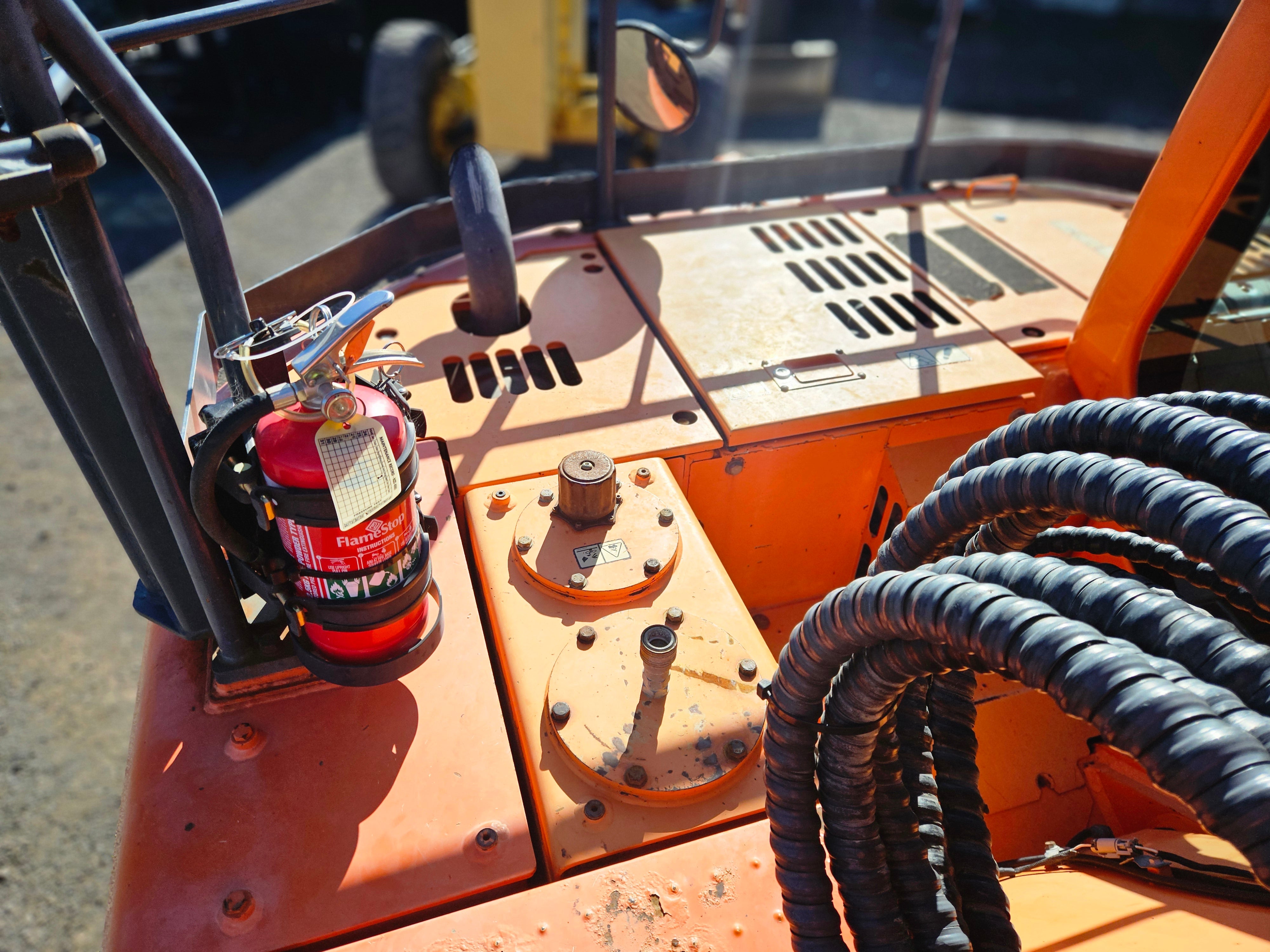 2015 Doosan DX140LCR Excavator