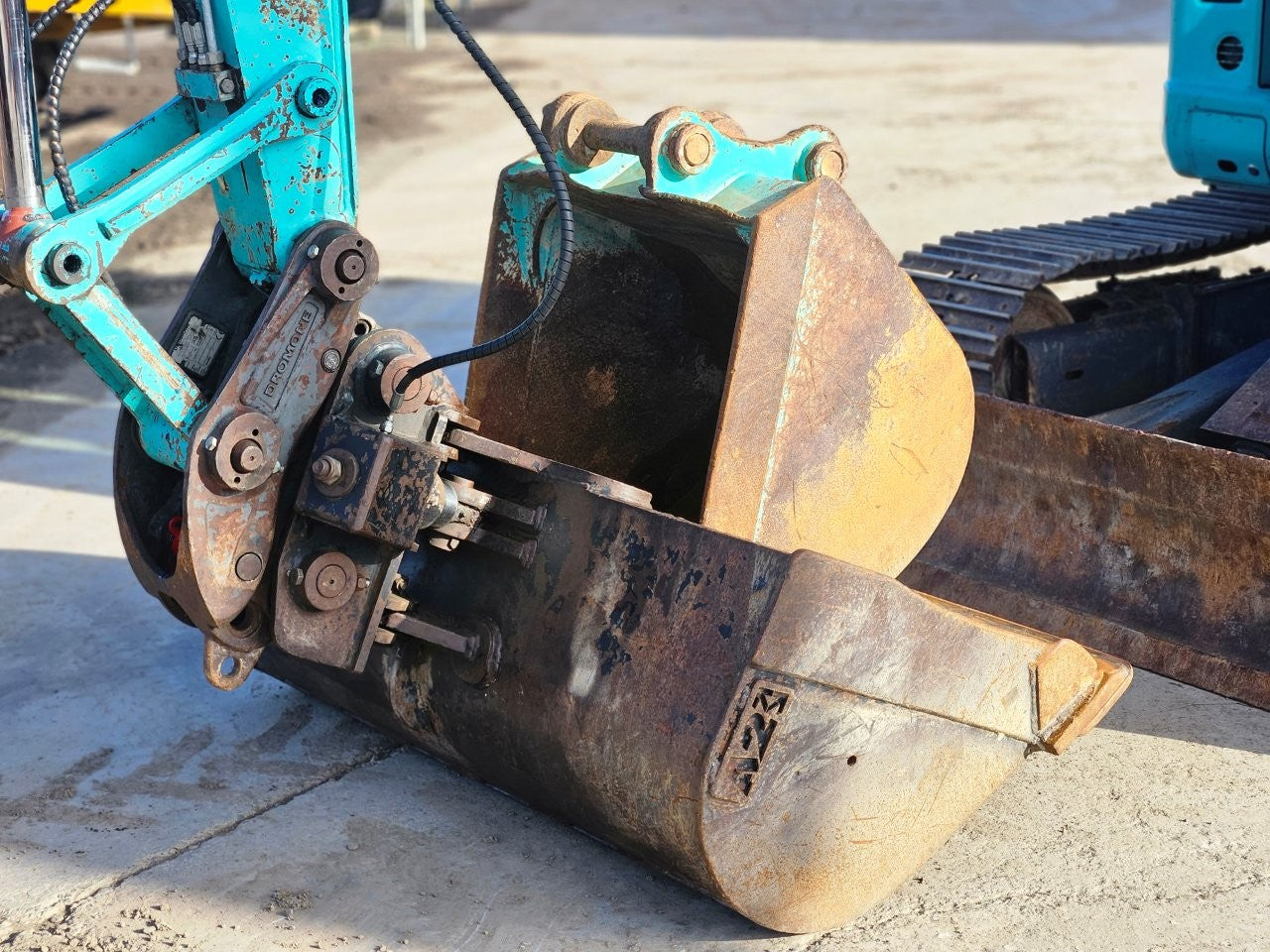 2015 Kobelco SK75SR-3 Excavator