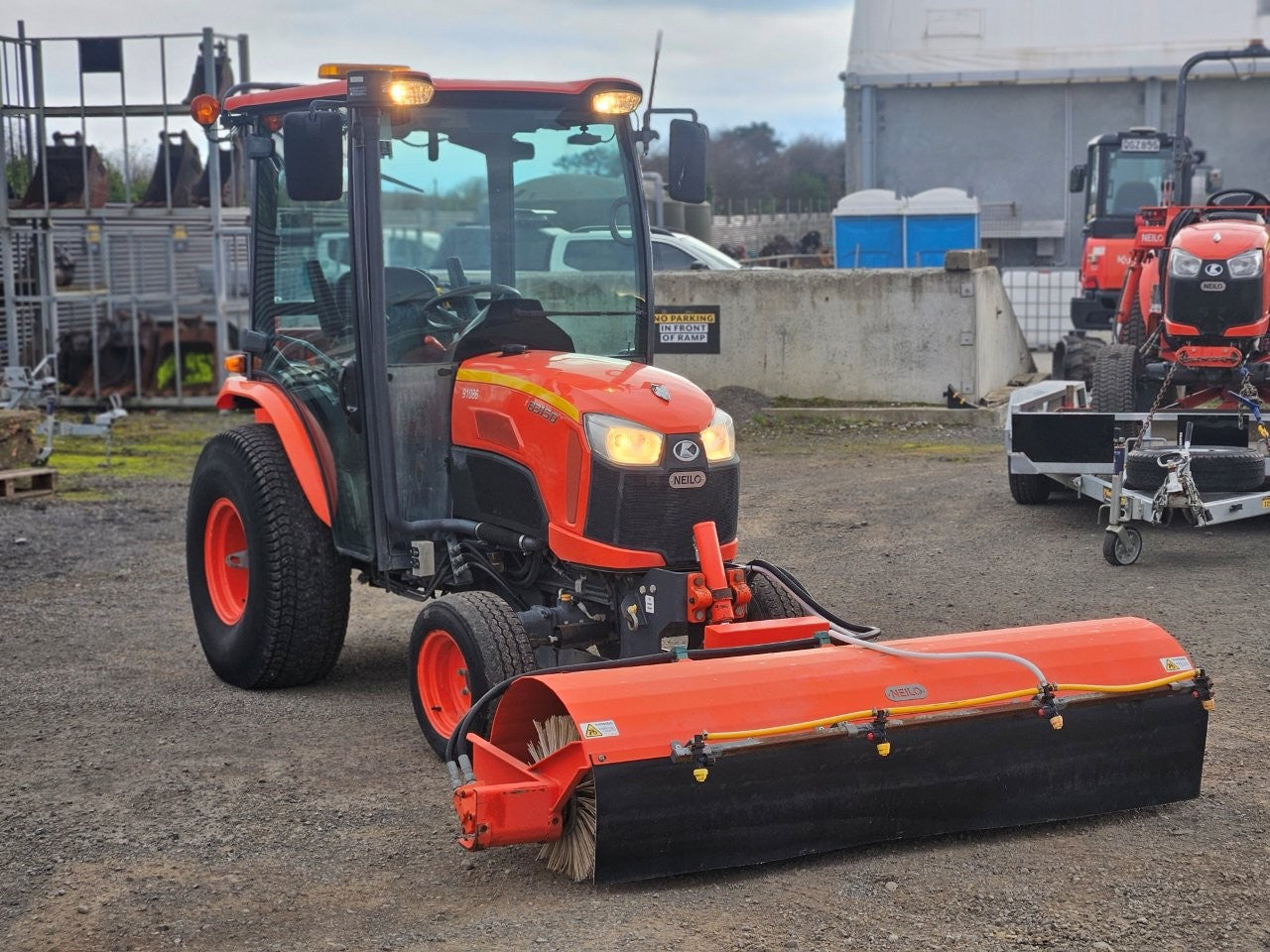 2020 Neilo B3150 Tractor Broom & Trailer