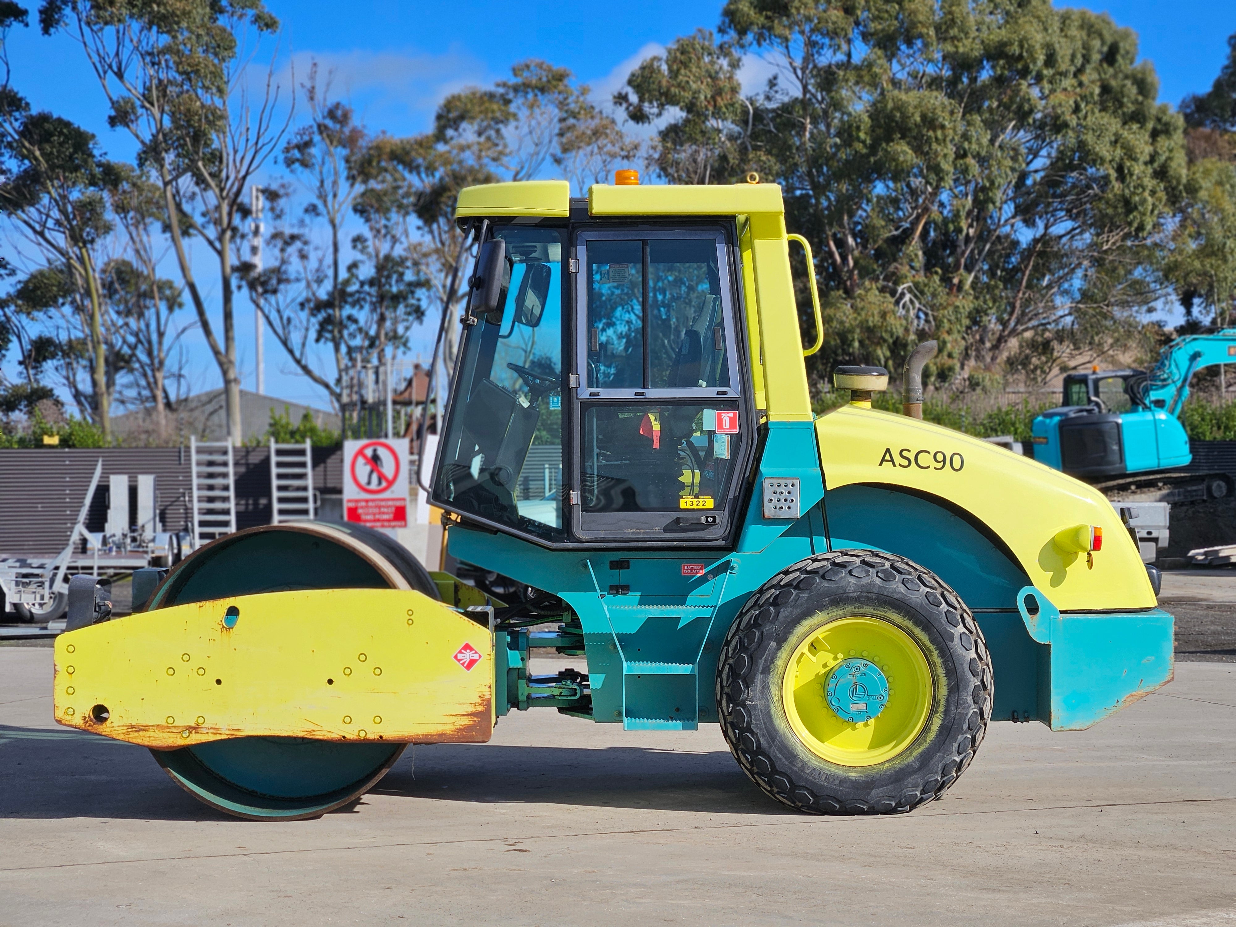 2008 Ammann ASC90D Smooth Drum Roller