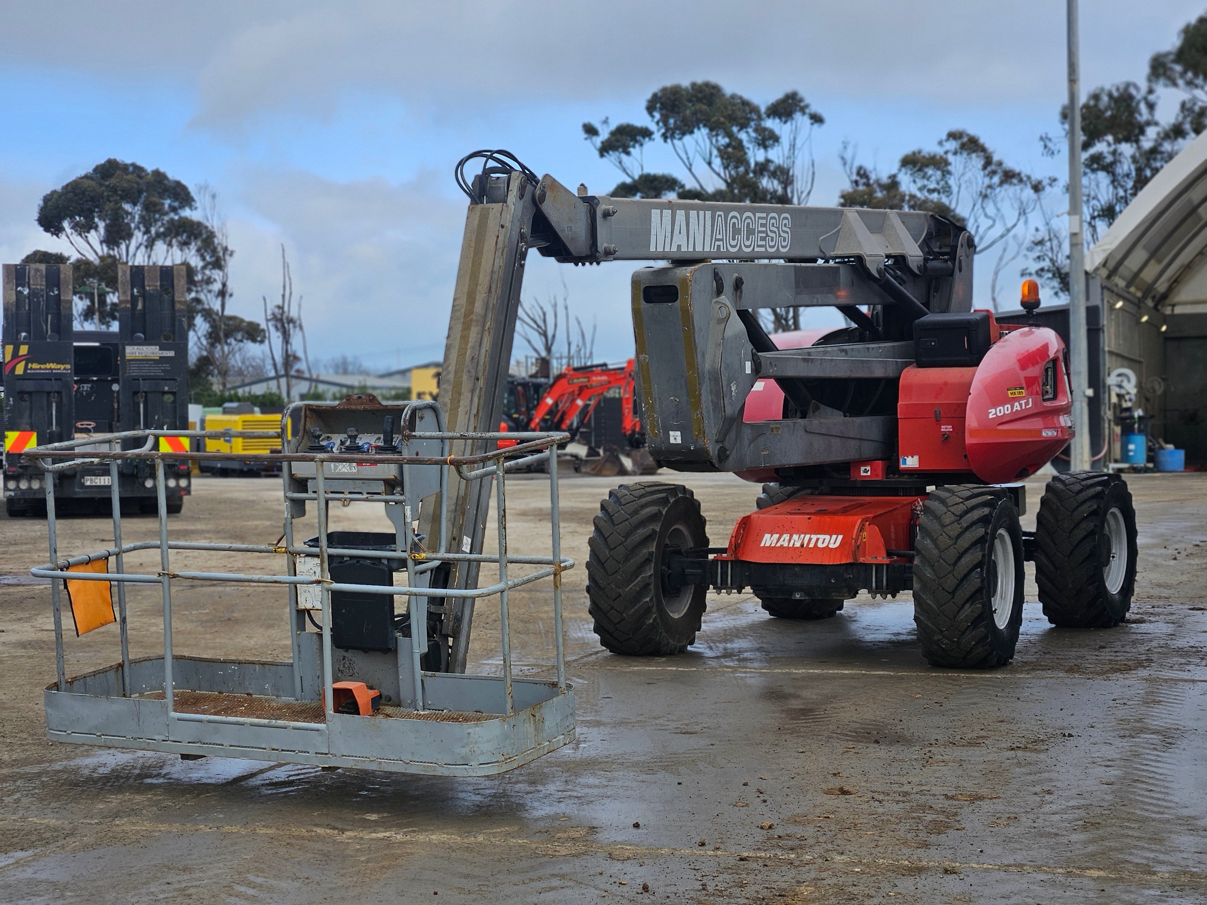 $1 Reserve 2011 Manitou 200ATJ Knuckle Boom