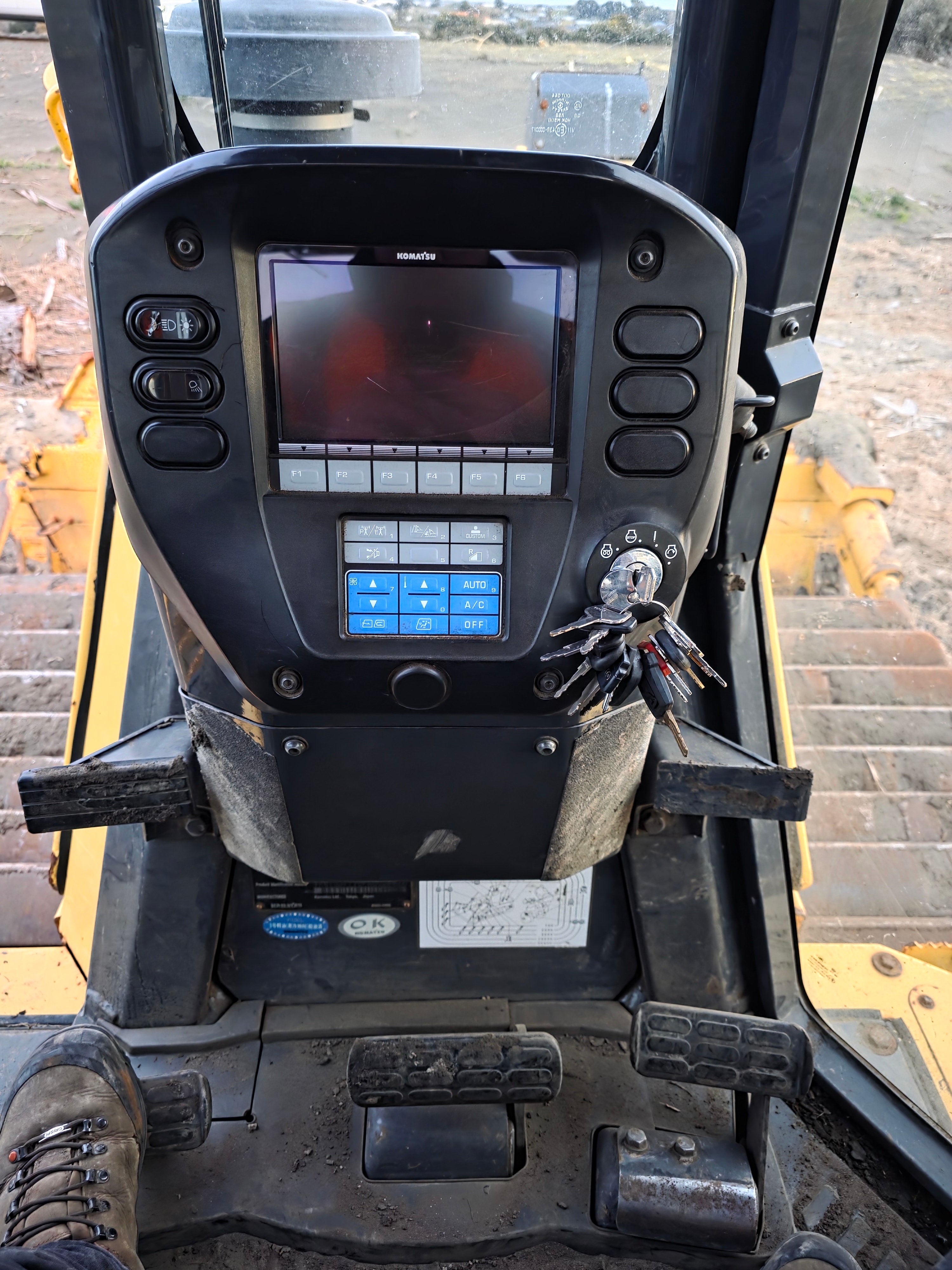 2015 Komatsu D65PX-17 Bulldozer