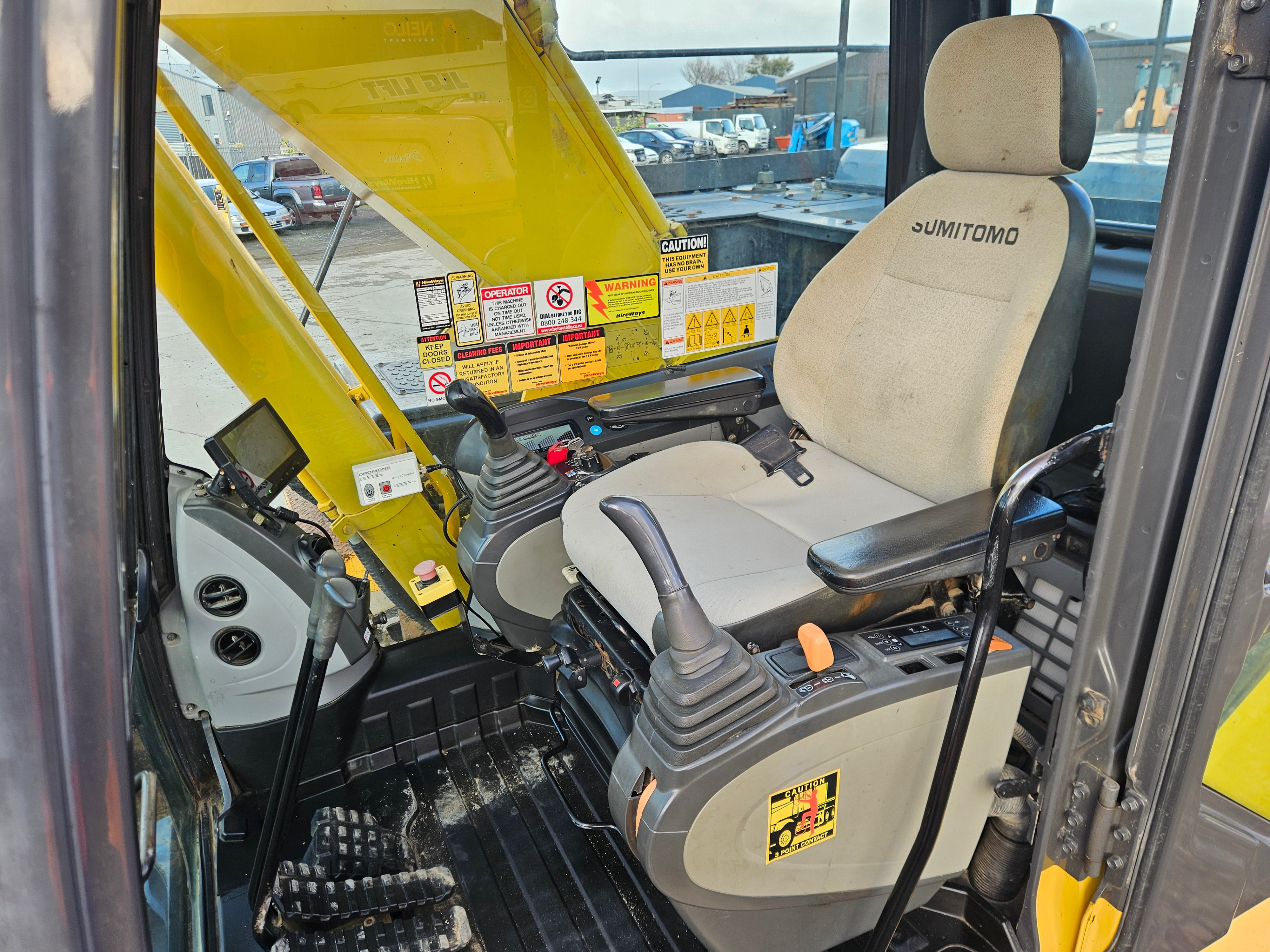 2015 Sumitomo SH210LC-5 Excavator