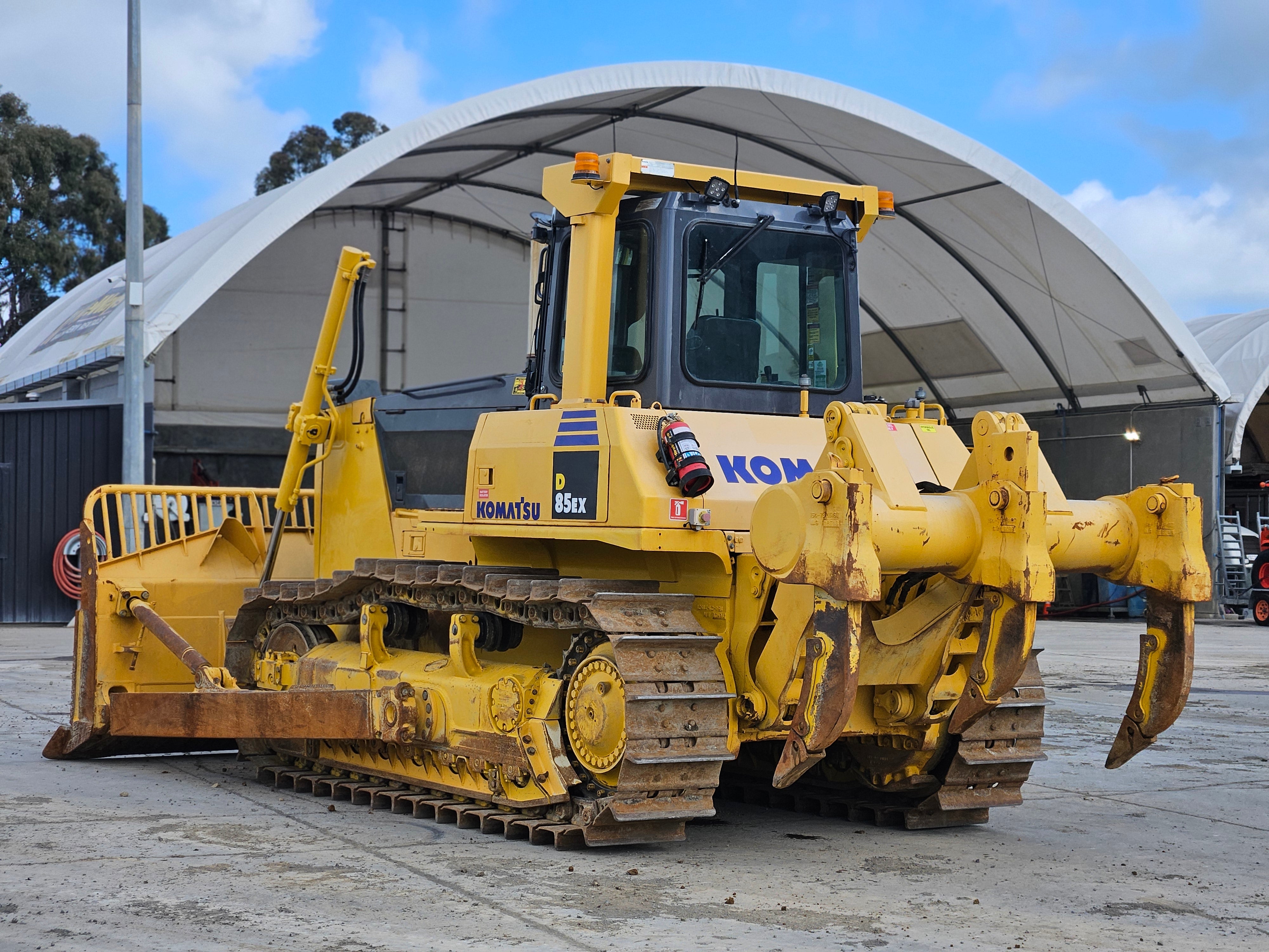 2011 Komatsu D85EX Bulldozer