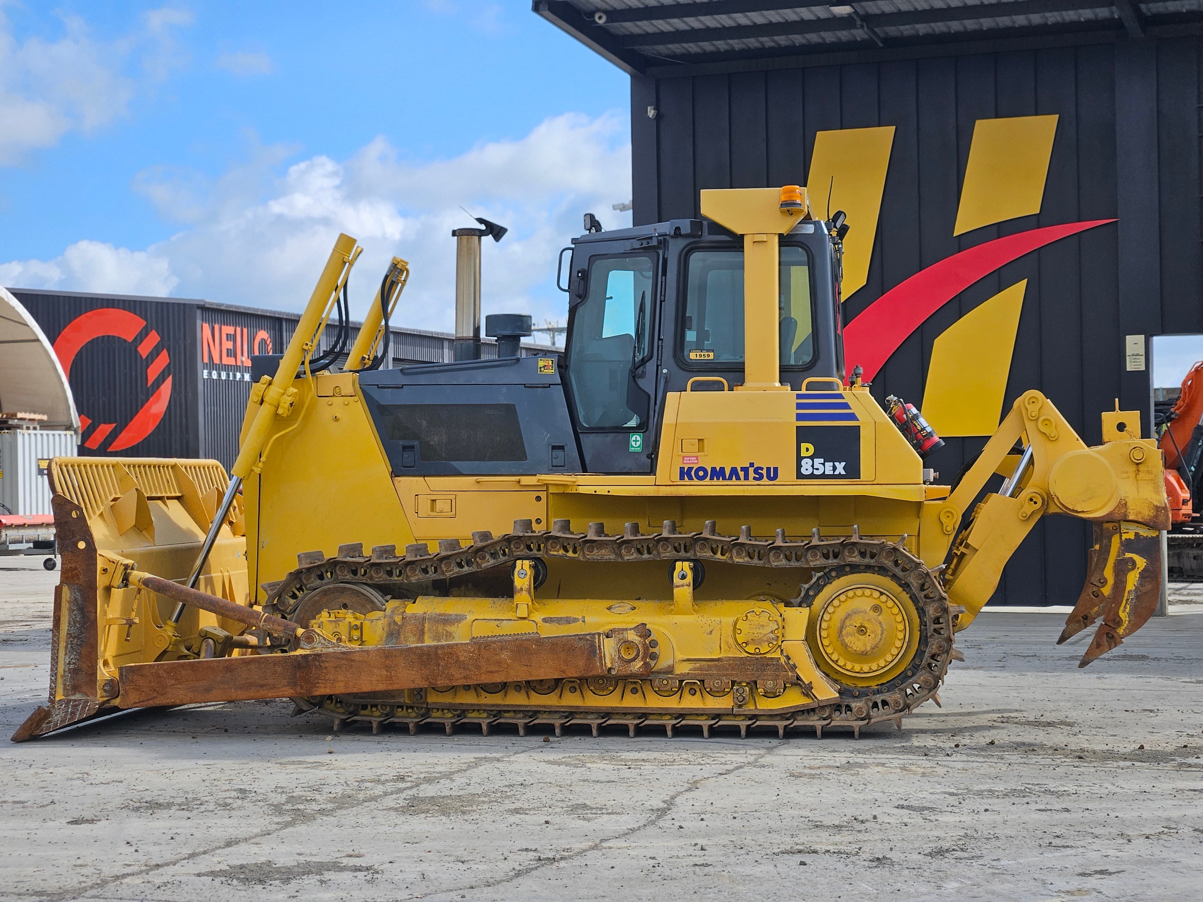 2011 Komatsu D85EX Bulldozer