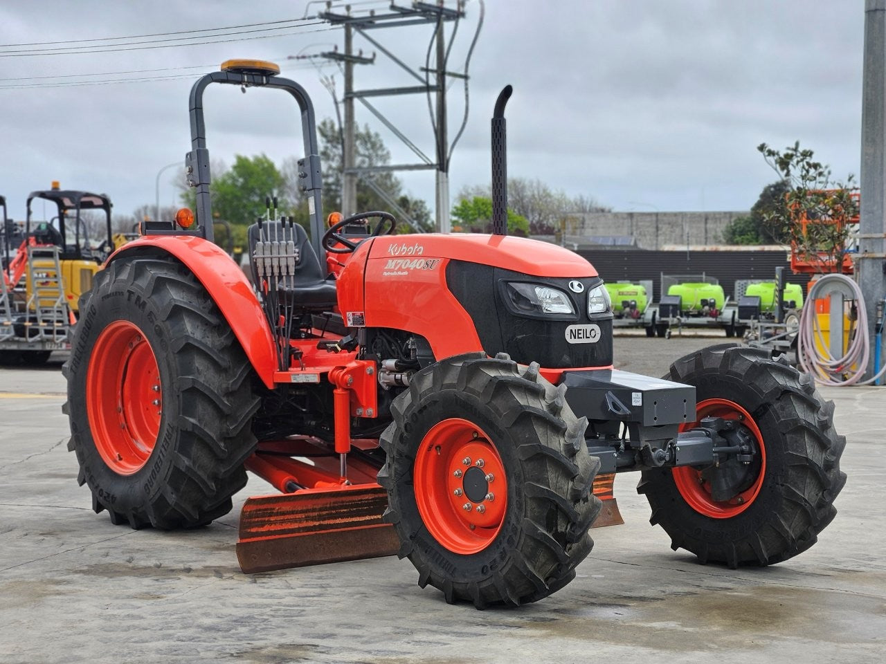 2021 Neilo M7040 ROPs Grader