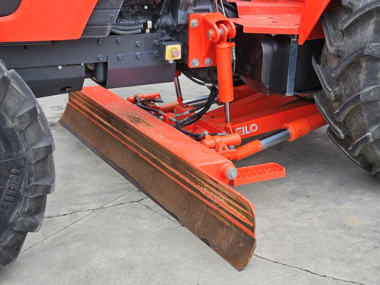2021 Neilo M7040 ROPs Grader