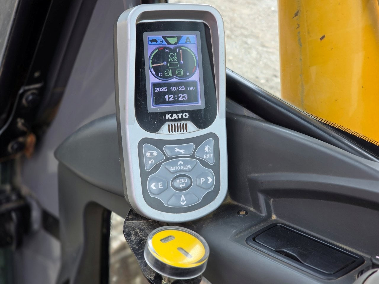 2017 Kato HD512-6 Excavator