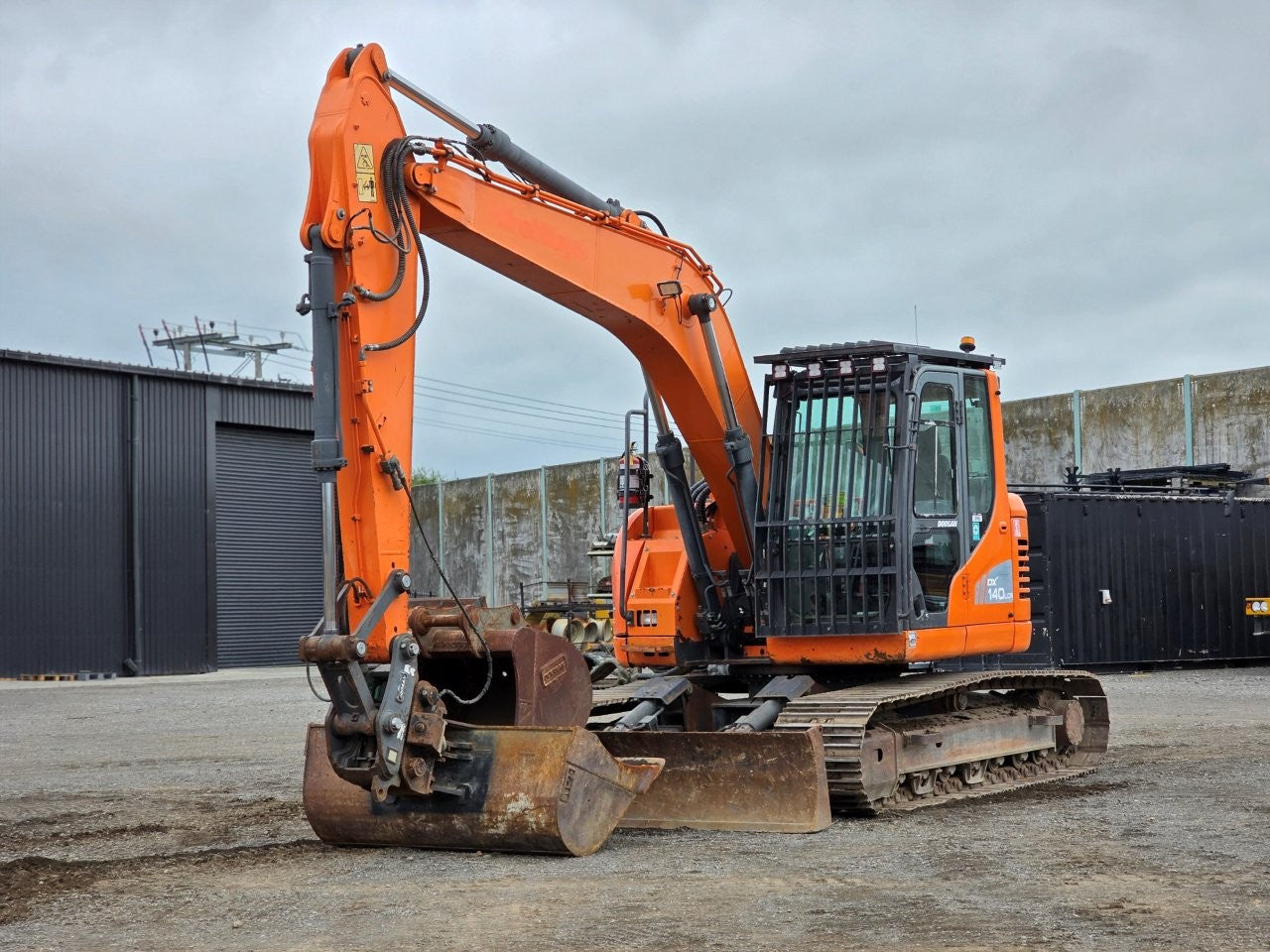 2016 Doosan DX140LCR Excavator