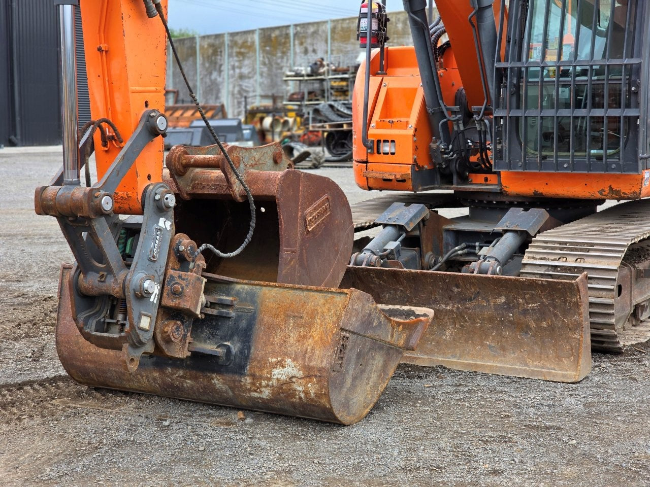 2016 Doosan DX140LCR Excavator