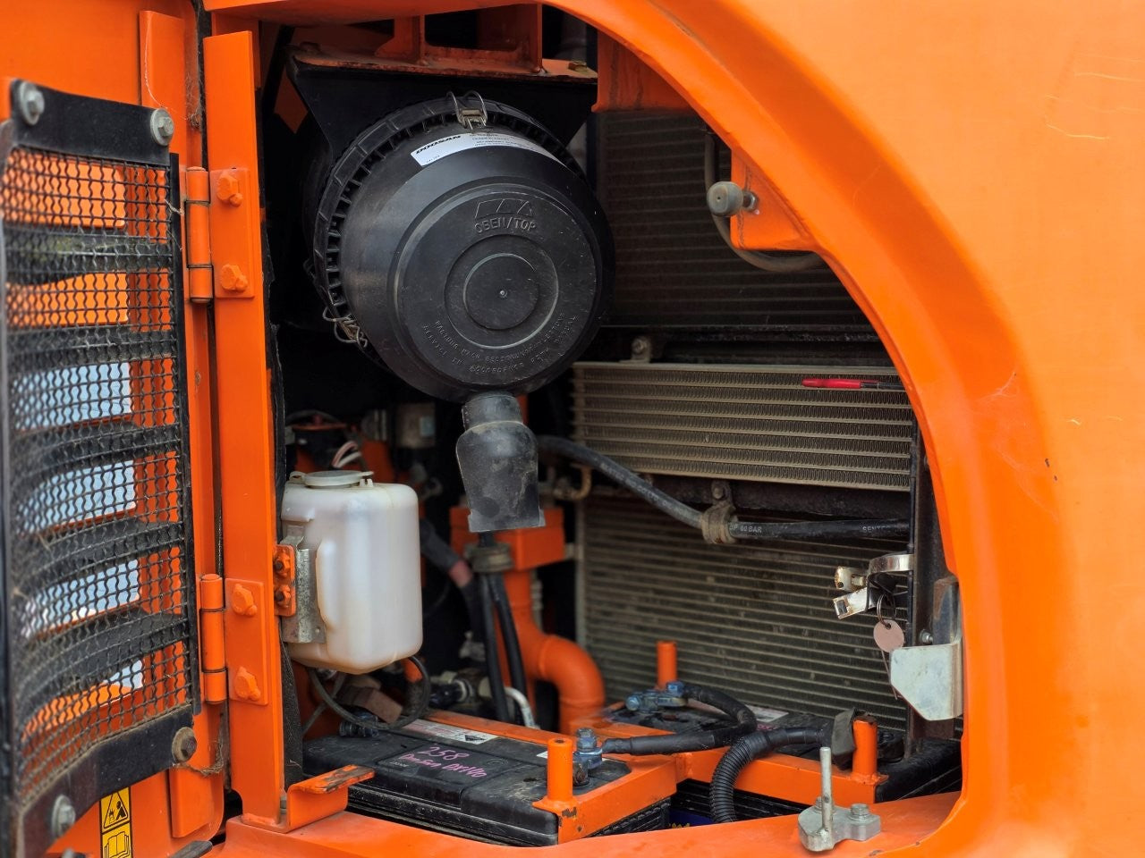 2016 Doosan DX140LCR Excavator