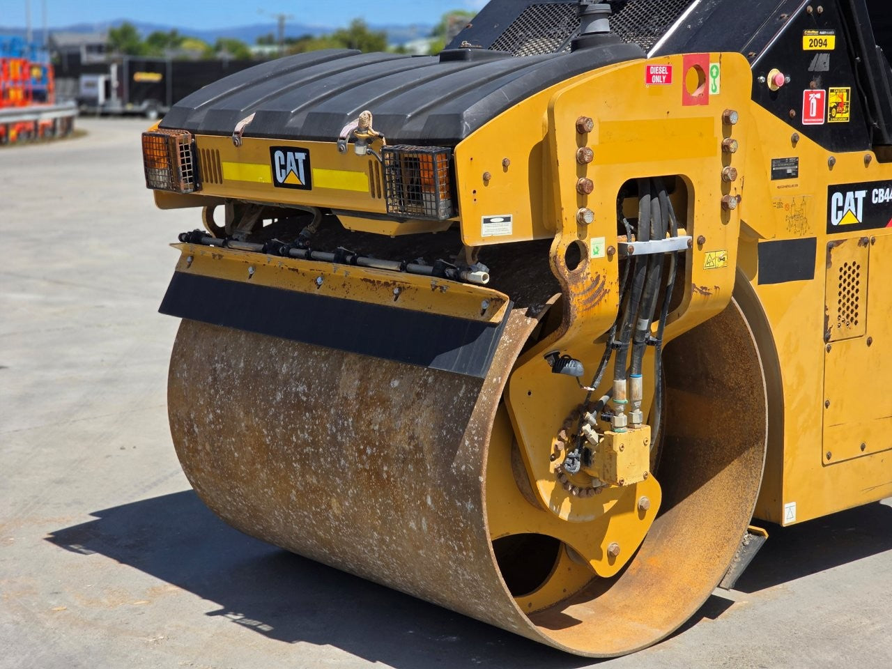 2014 Caterpillar CB44B Double Drum Roller