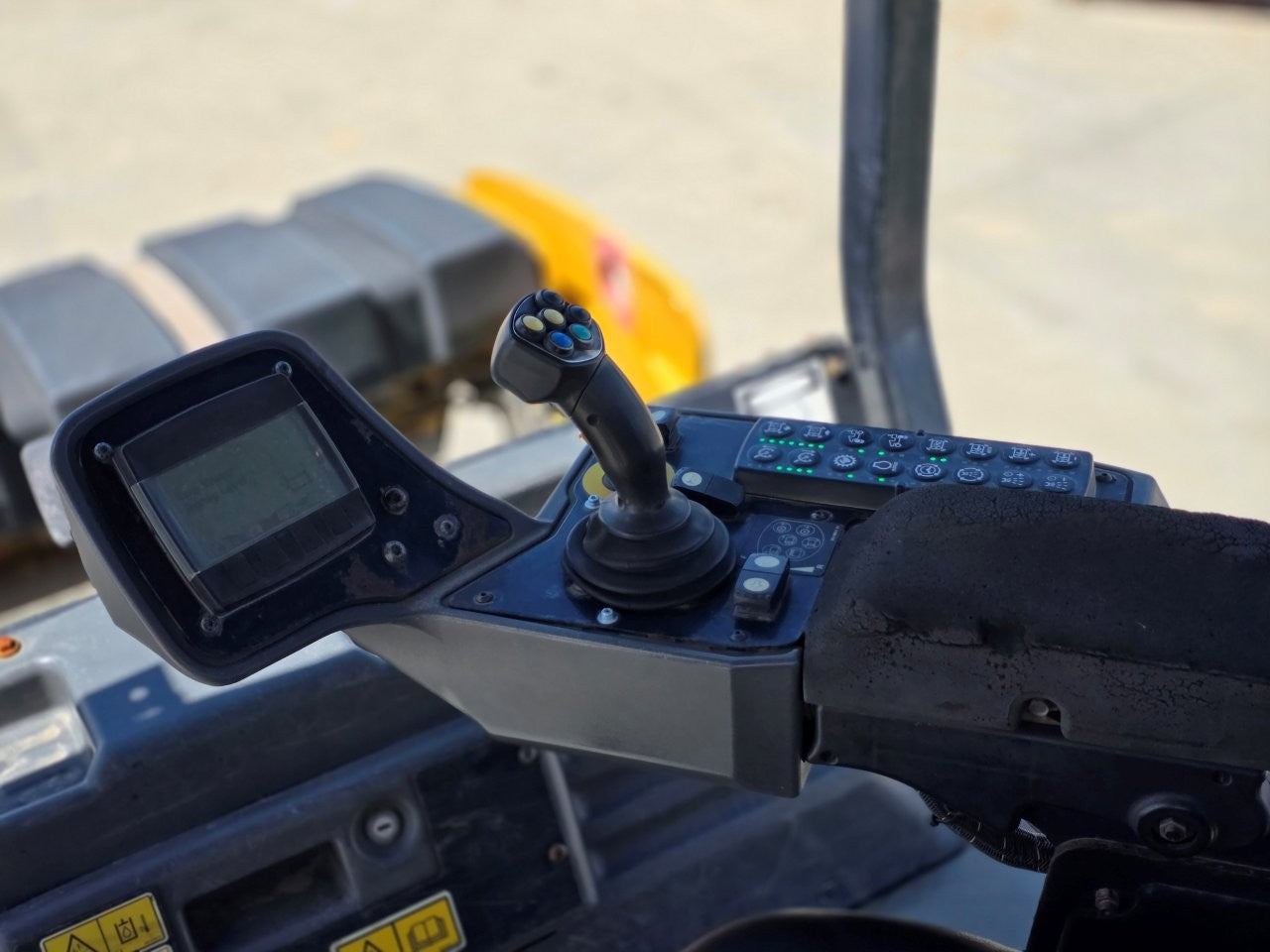 2014 Caterpillar CB44B Double Drum Roller