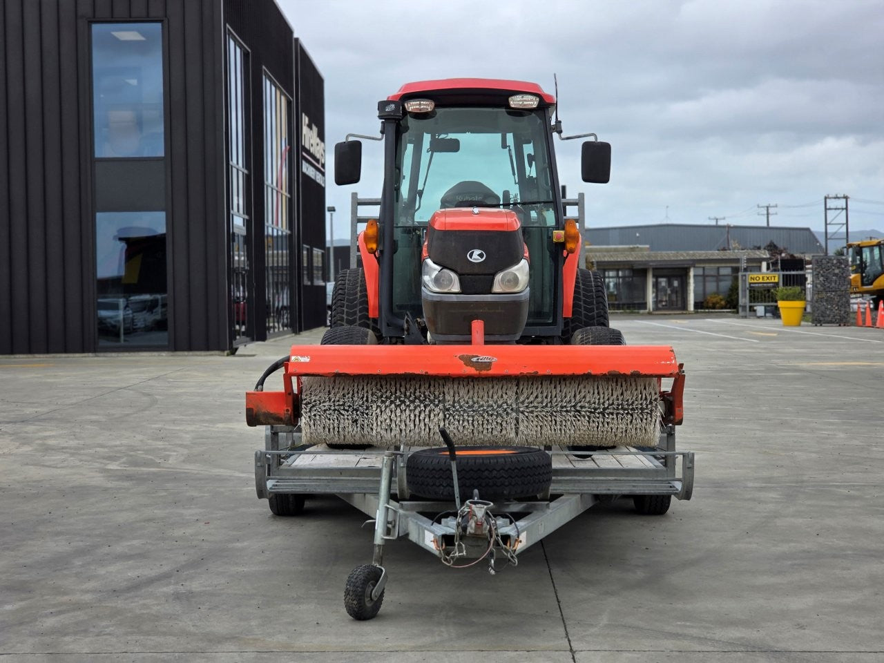 2019 Neilo L5740 Broom and Optional Trailer