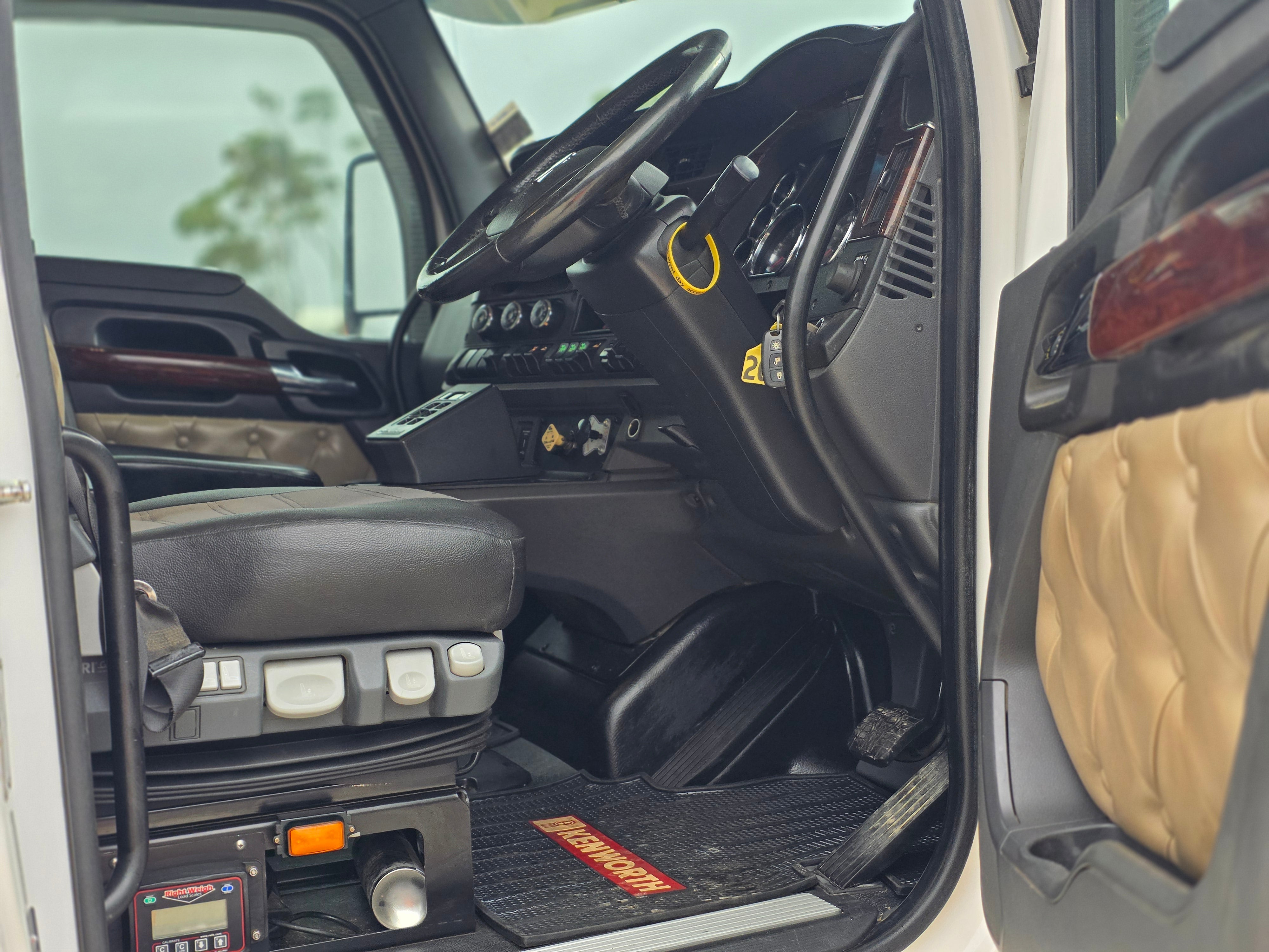 2020 Kenworth T360 10x6 Rigid Transporter