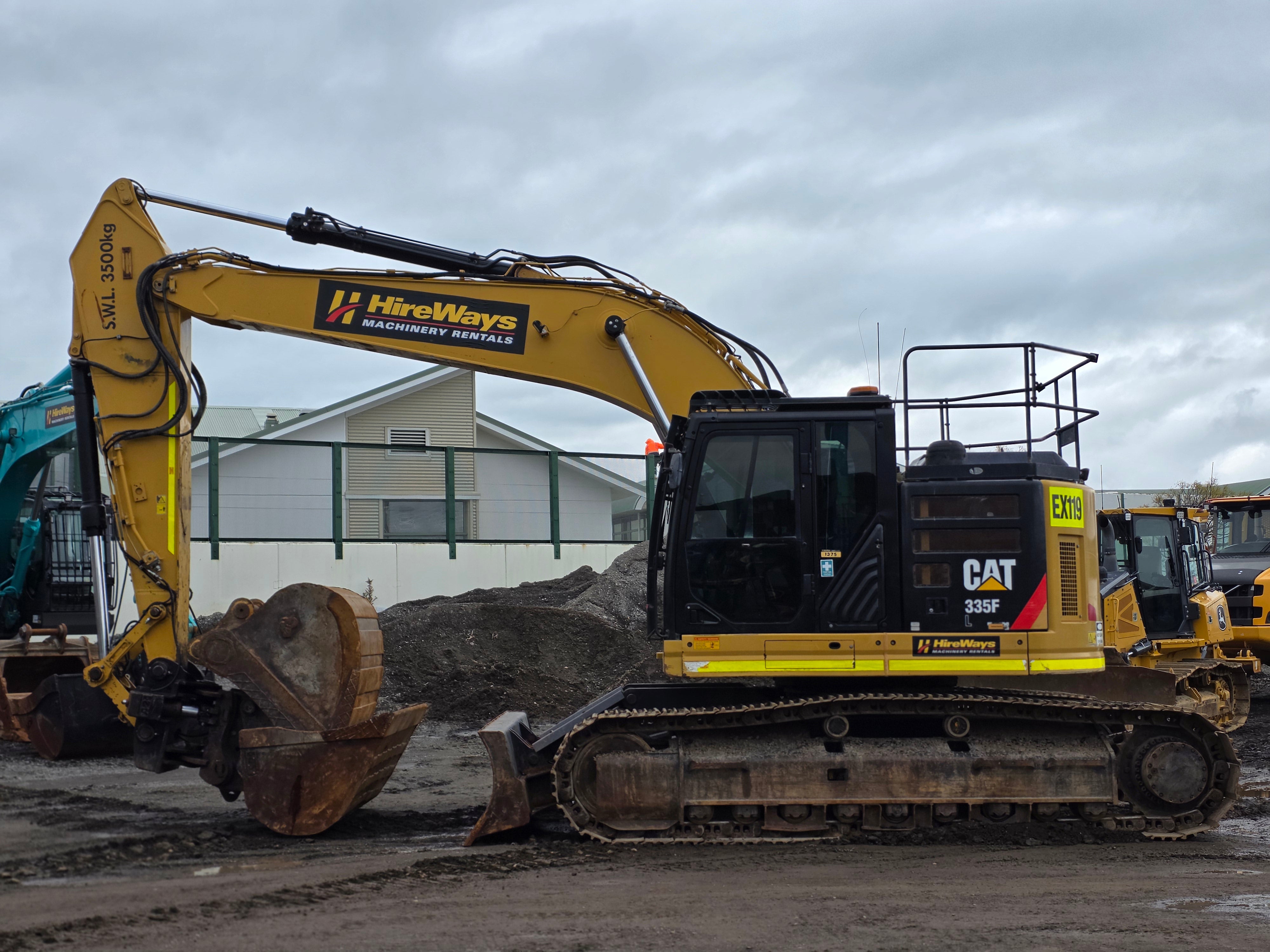 2016 Caterpillar 335FLCR Excavator
