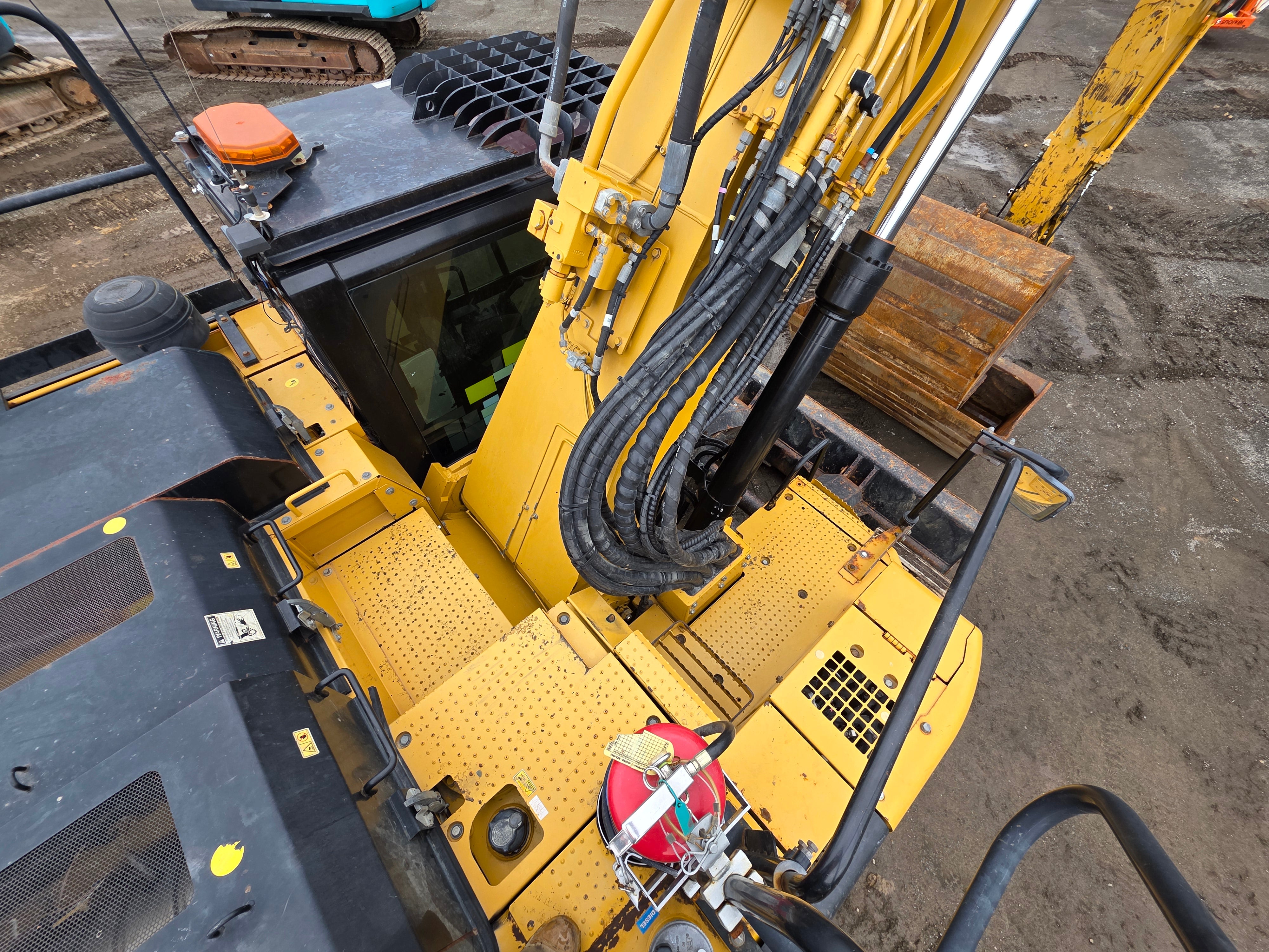 2016 Caterpillar 335FLCR Excavator