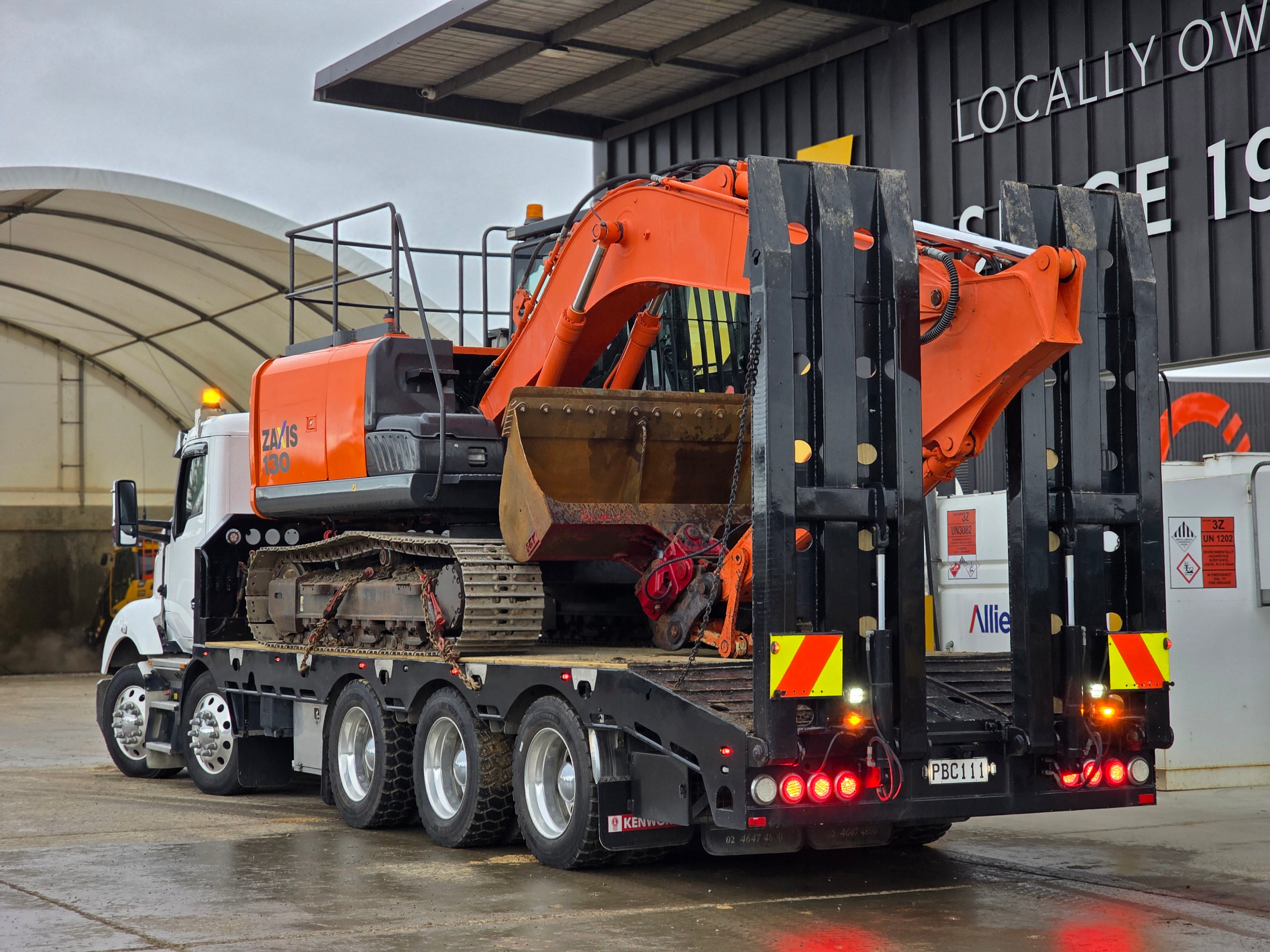 2020 Kenworth T360 10x6 Rigid Transporter