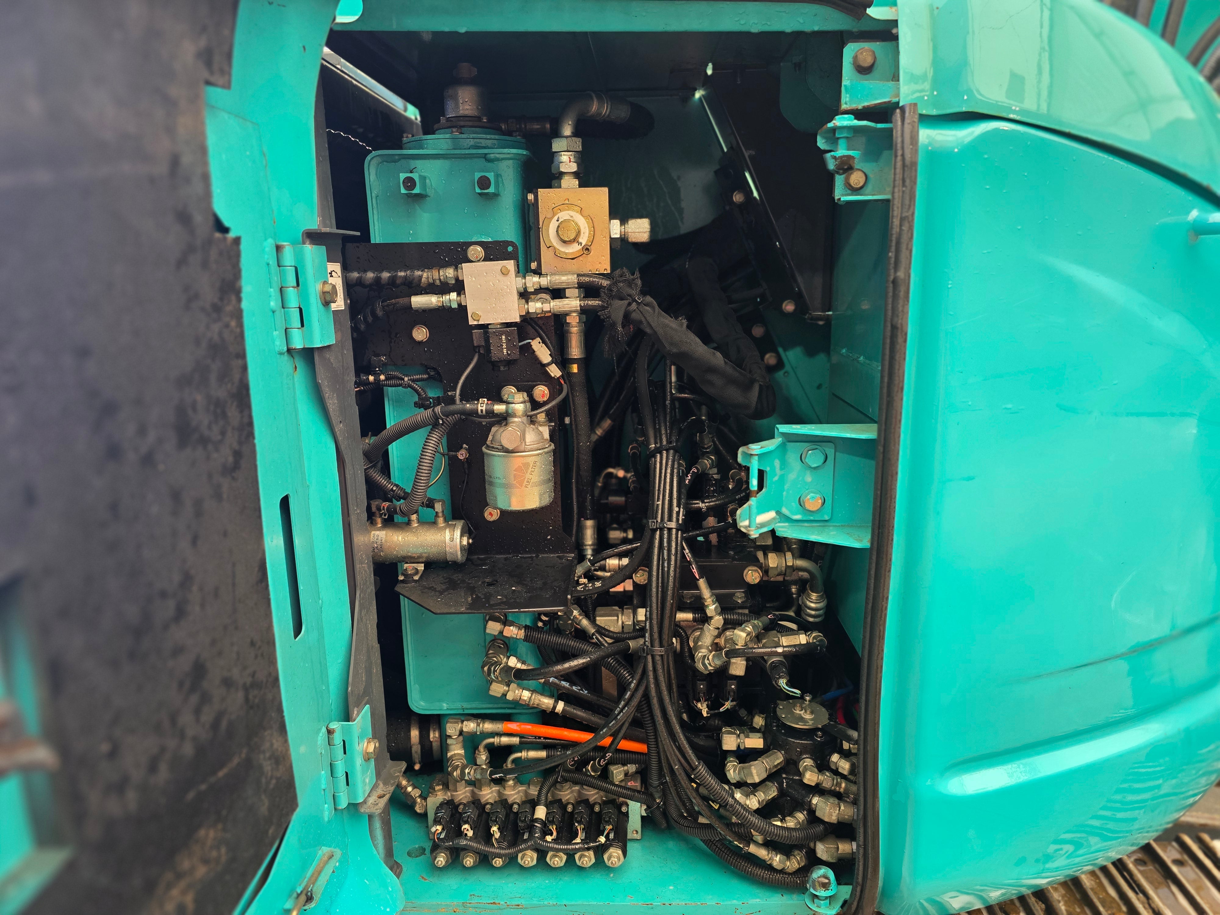 2017 Kobelco SK75SR Excavator