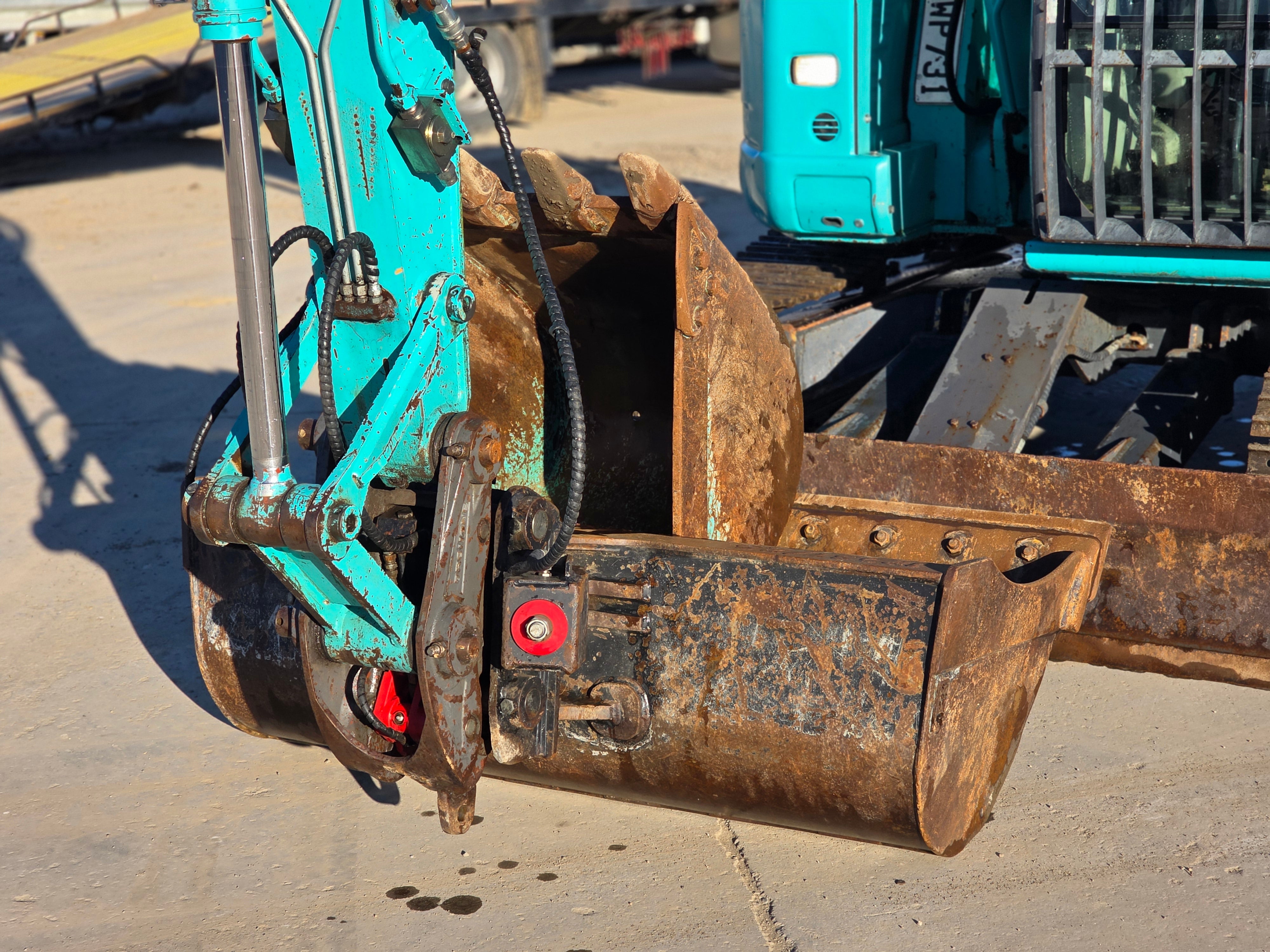 2017 Kobelco SK75SR Excavator
