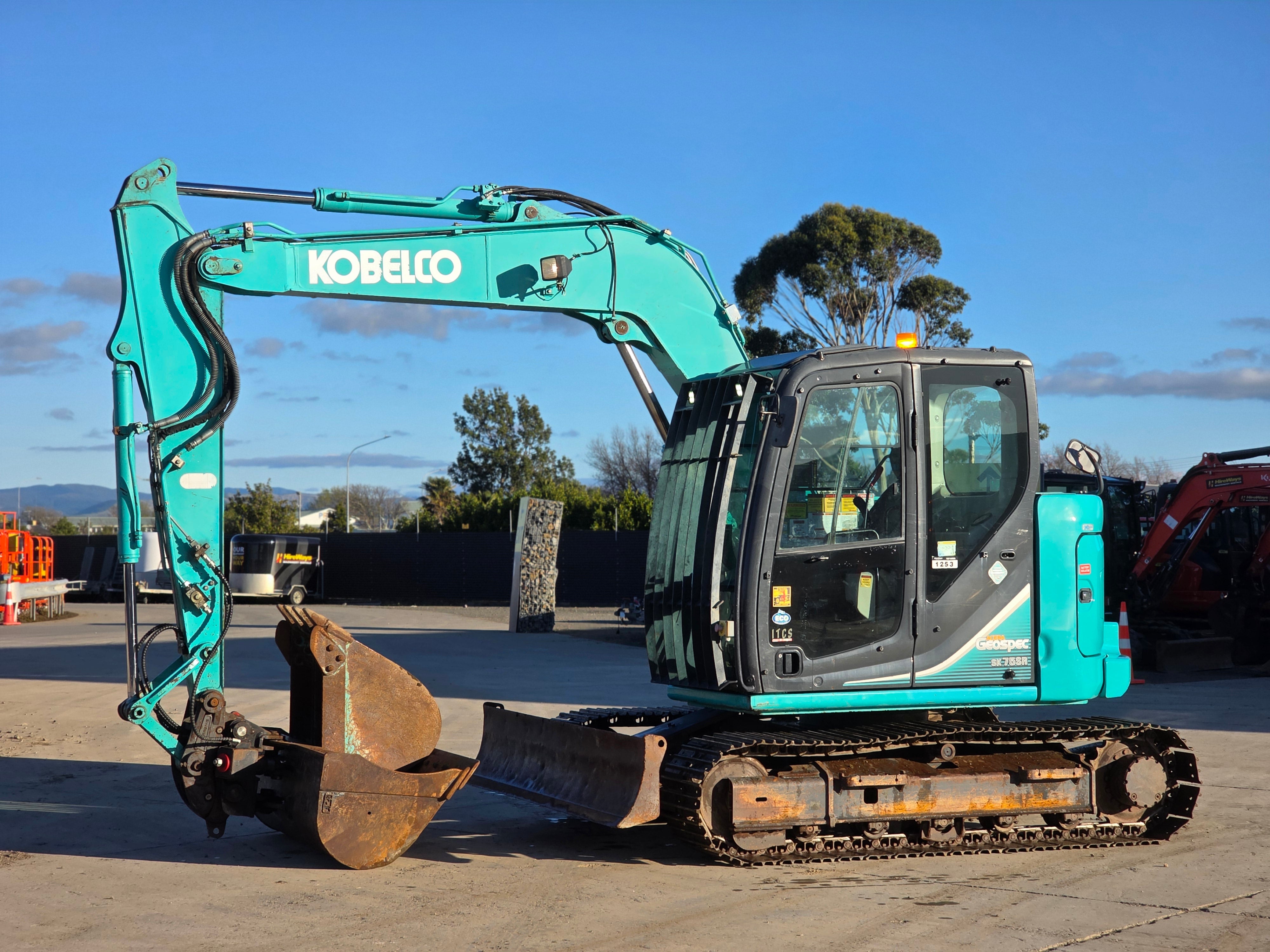 2017 Kobelco SK75SR Excavator