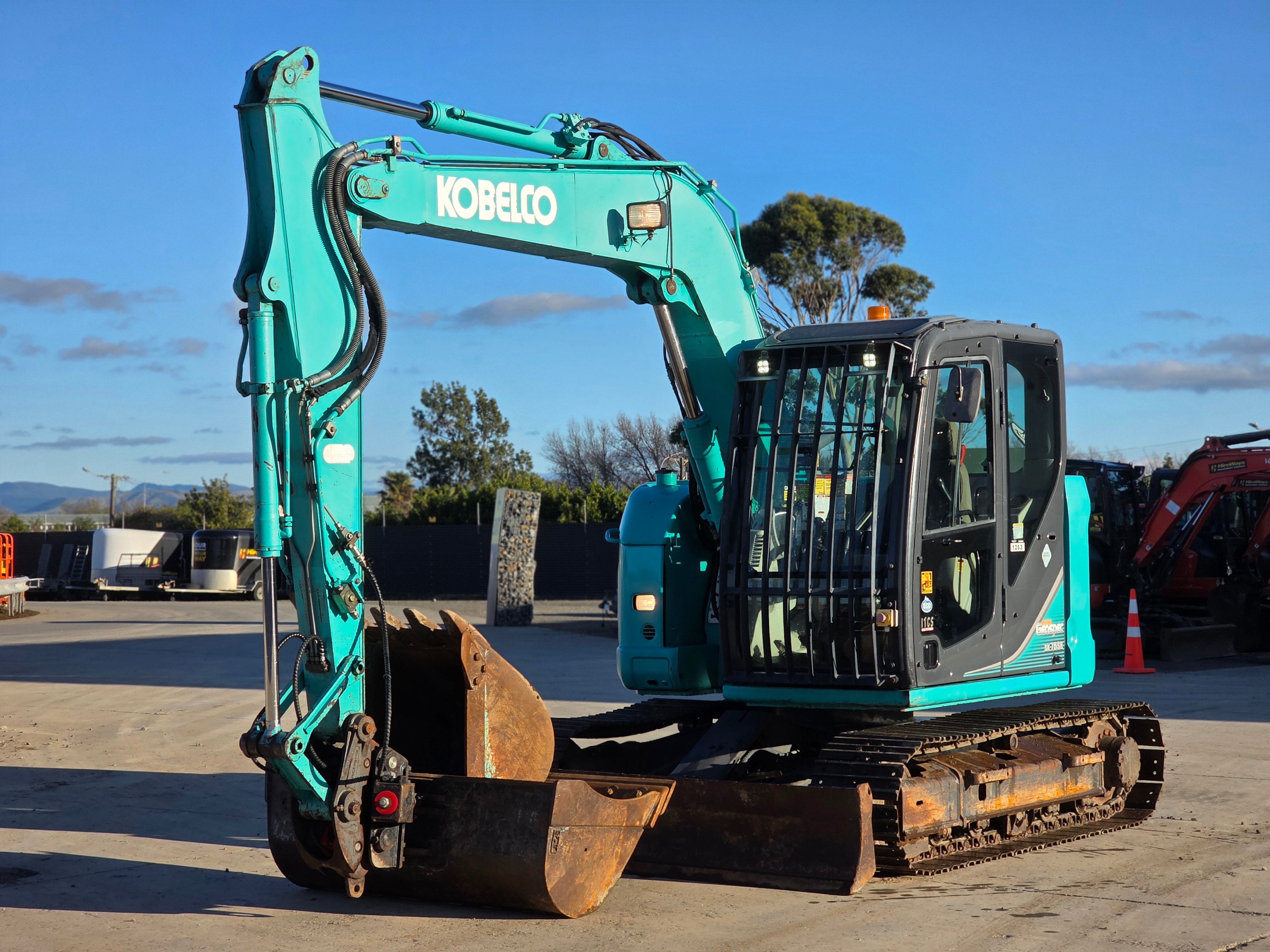 2017 Kobelco SK75SR Excavator