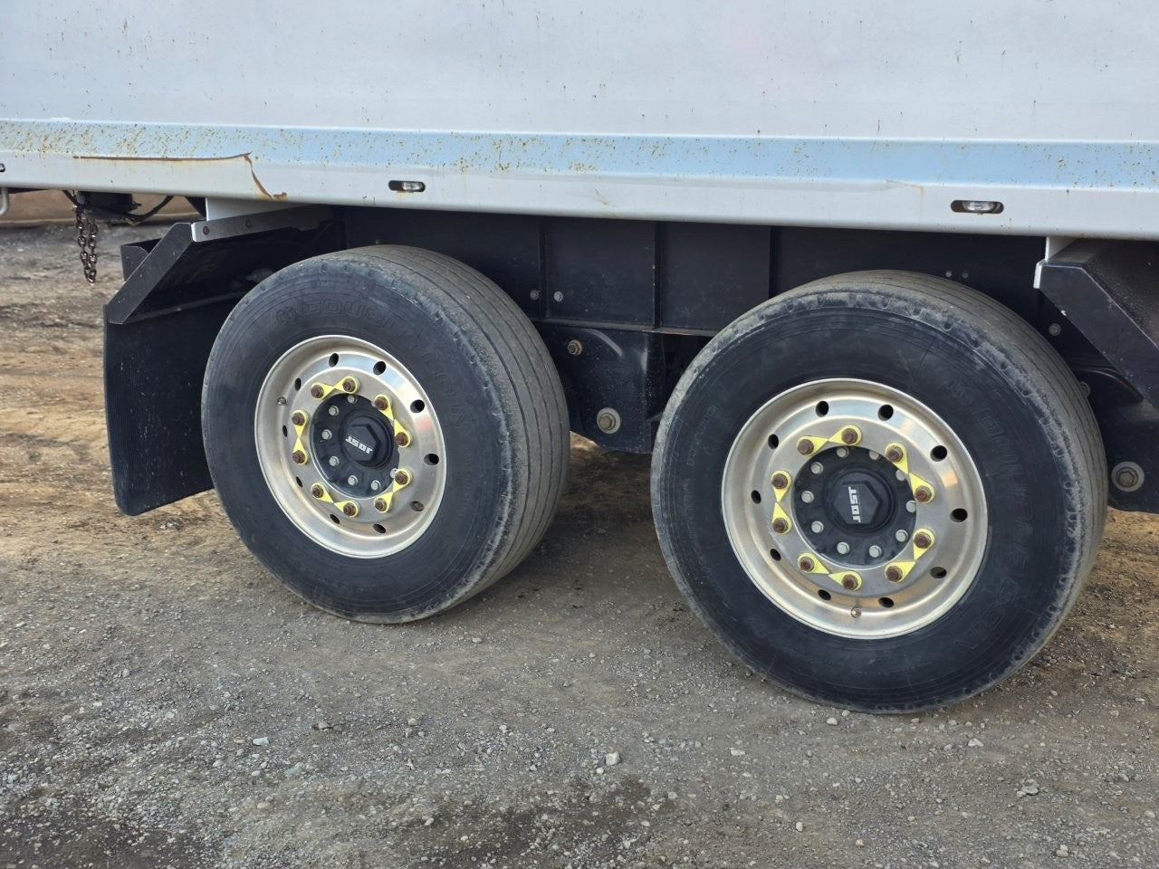 2022 MJ Customs 2Axle Tip Trailer