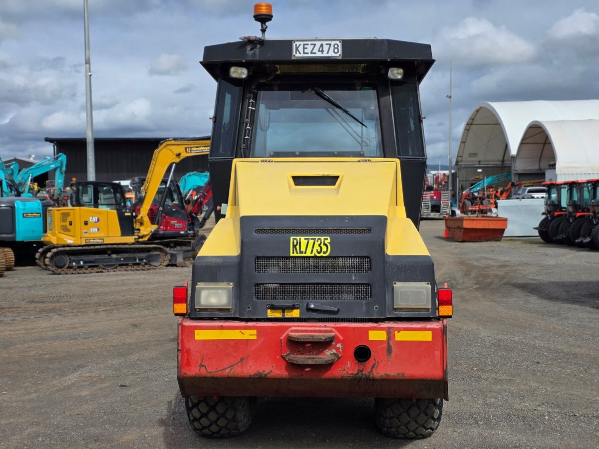2012 Dynapac CA152D