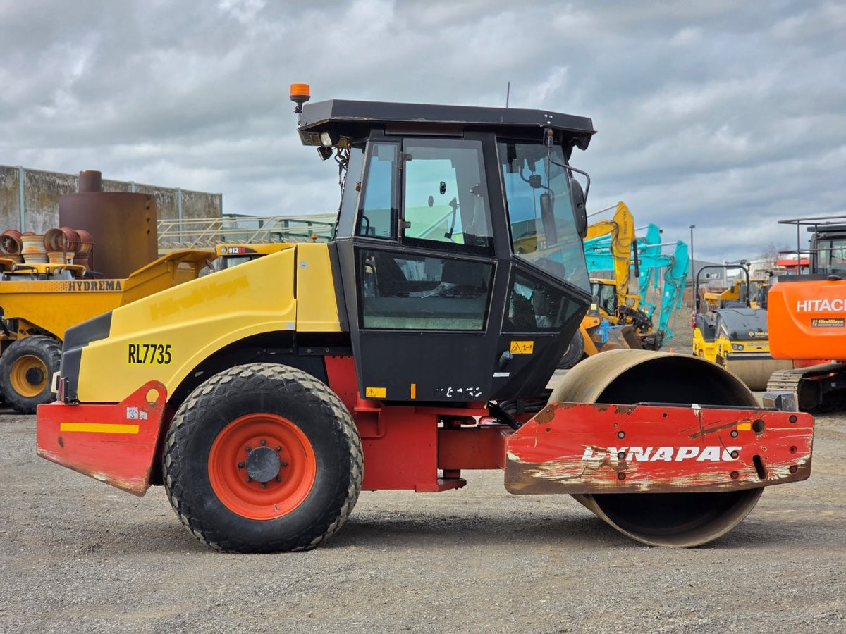 2012 Dynapac CA152D