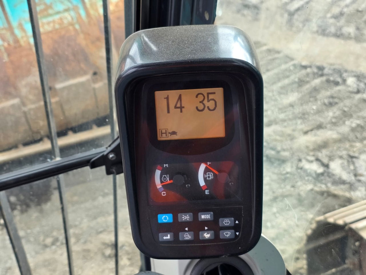$1 Reserve 2017 Kobelco SK225SR-2 Excavator - TradeMe