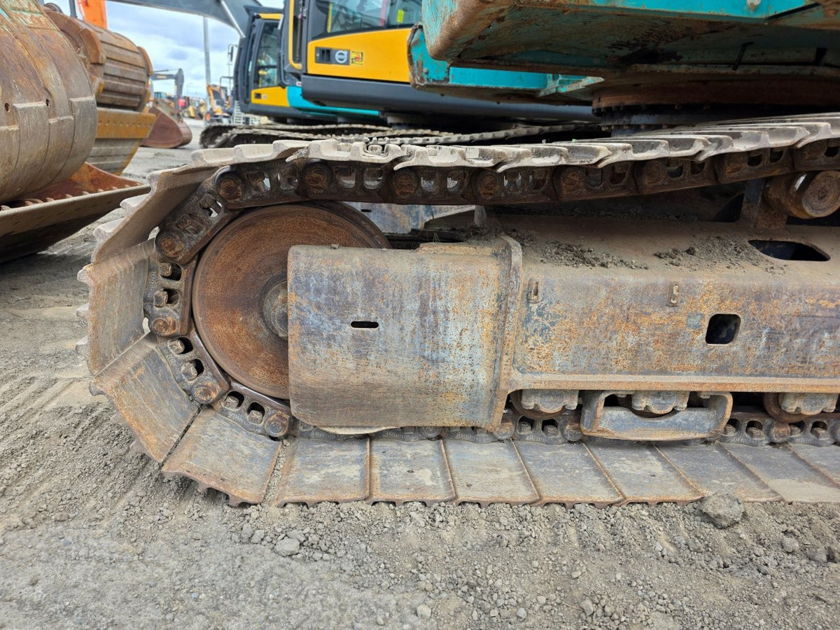 $1 Reserve 2017 Kobelco SK225SR-2 Excavator - TradeMe