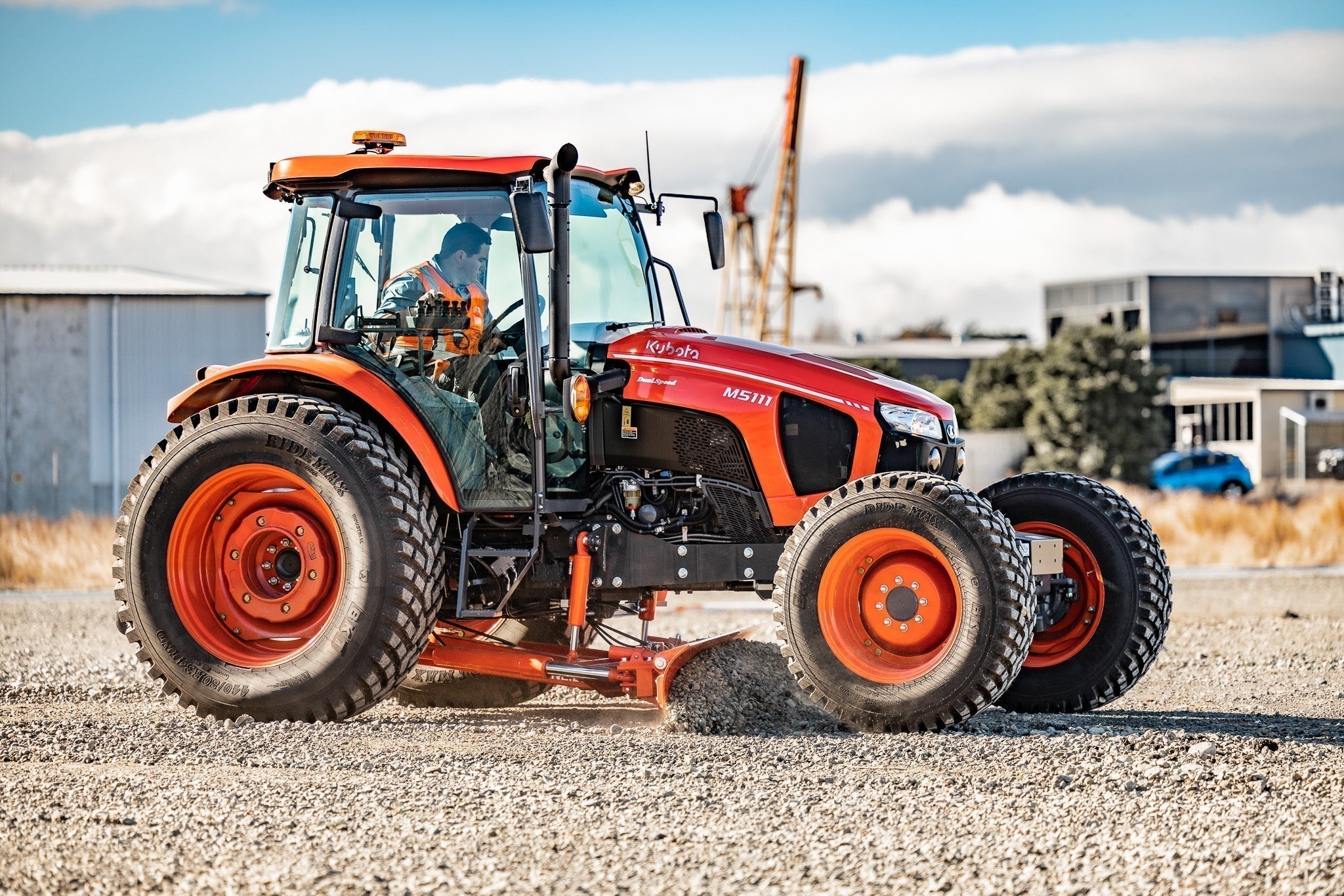 Neilo M5111 Cabin Tractor Grader - Neilo Equipment