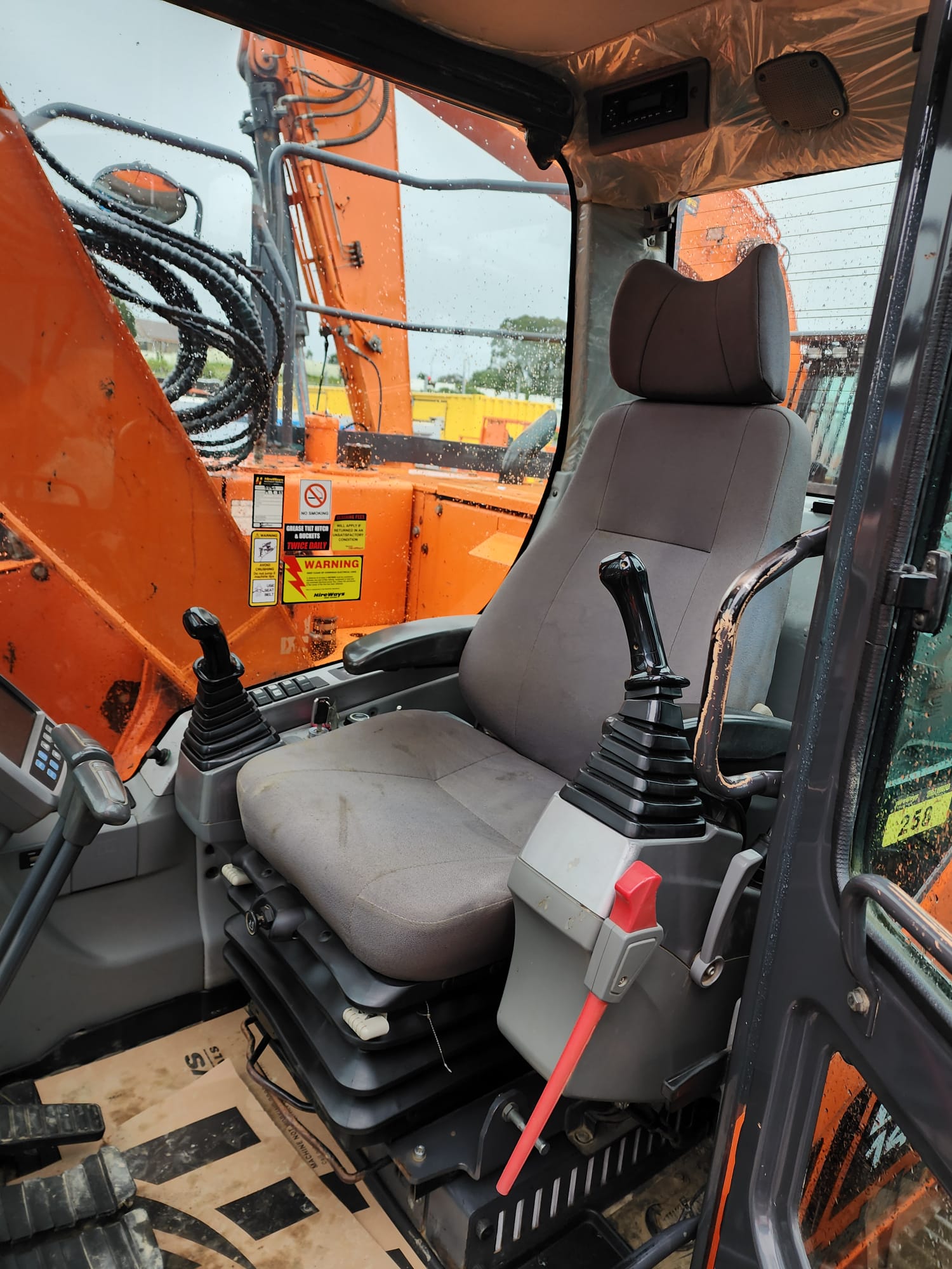 2015 Doosan DX140LCR Excavator